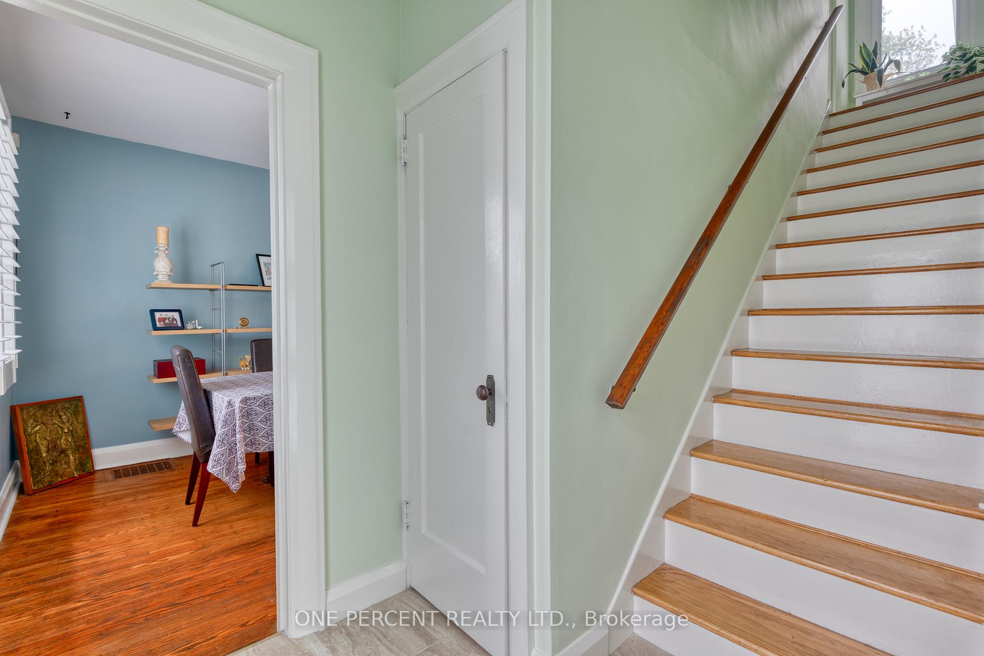 Photo 15 of 33 East 12th Street, Hamilton, Inch Park — HOMEH