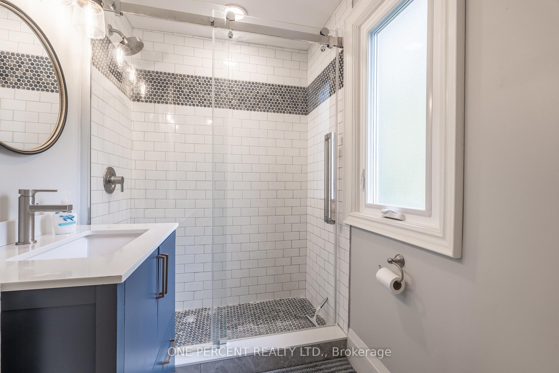 Photo 21 of 33 East 12th Street, Hamilton, Inch Park — HOMEH