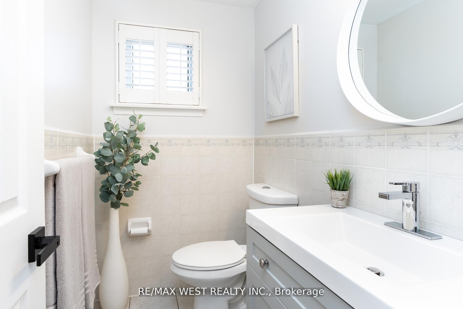 Photo 9 of 30 Tindale Road, Brampton, Madoc — HOMEH