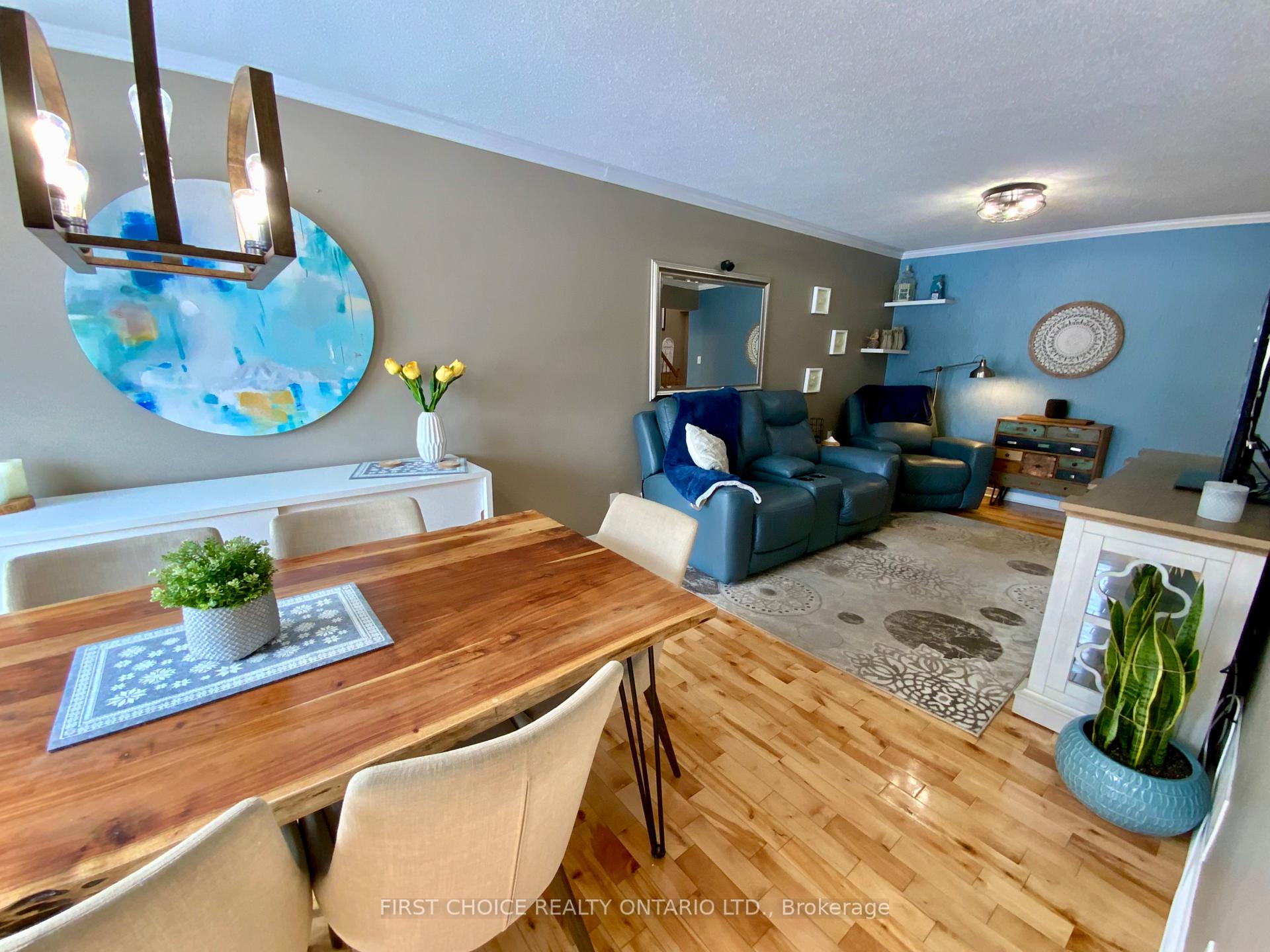 Photo 23 of 31 Astoria Crescent, Ottawa, Barrhaven East — HOMEH