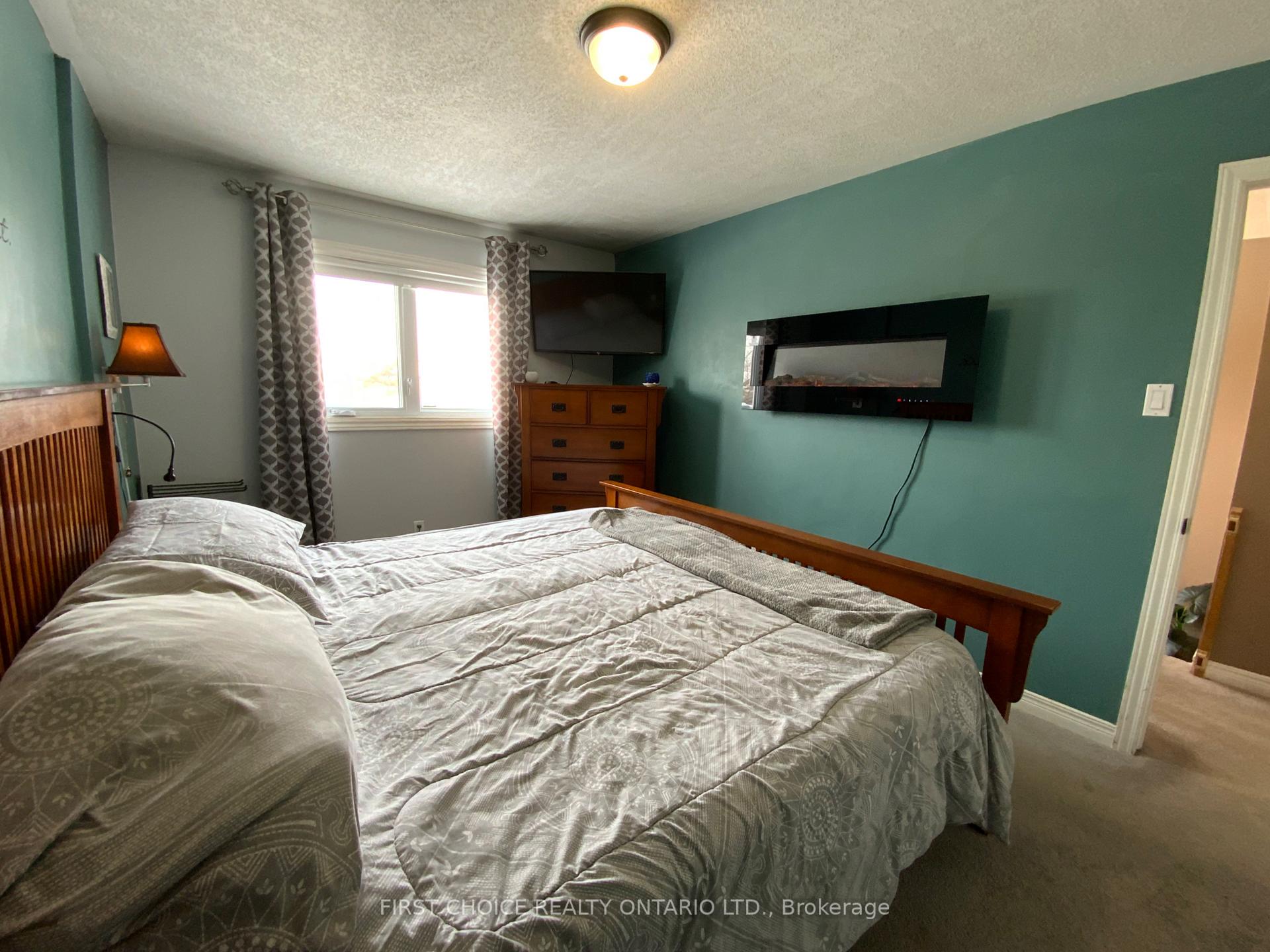 Photo 25 of 31 Astoria Crescent, Ottawa, Barrhaven East — HOMEH