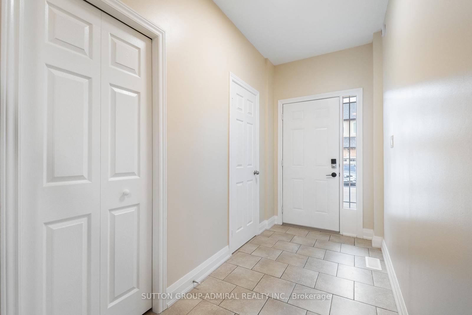 Photo 2 of Unit 54, 9 Hampton Brook Way, Hamilton, Mount Hope — HOMEH