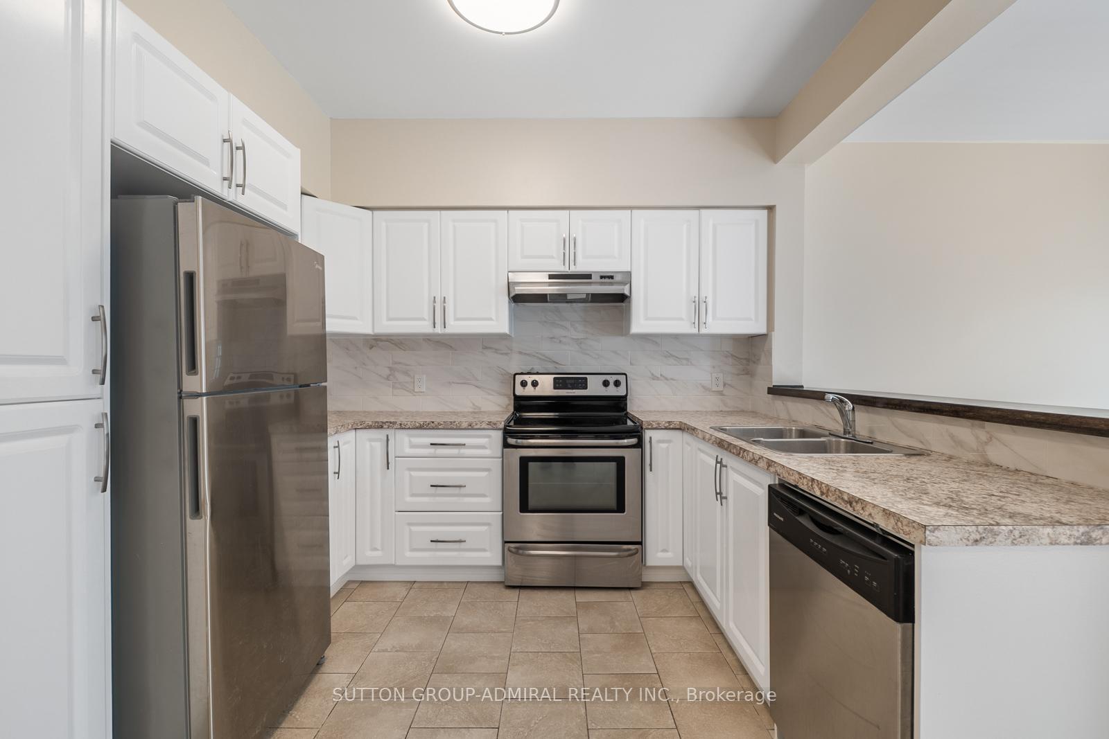 Photo 4 of Unit 54, 9 Hampton Brook Way, Hamilton, Mount Hope — HOMEH