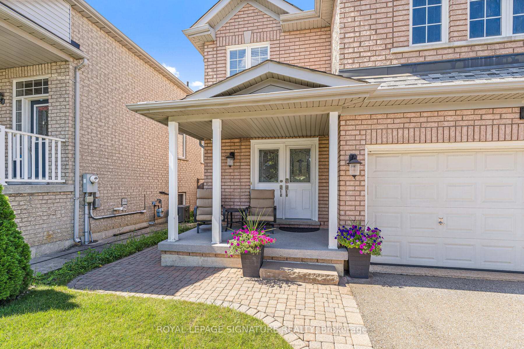 Photo 3 of 116 River Rock Crescent, Brampton, Fletcher's Meadow — HOMEH