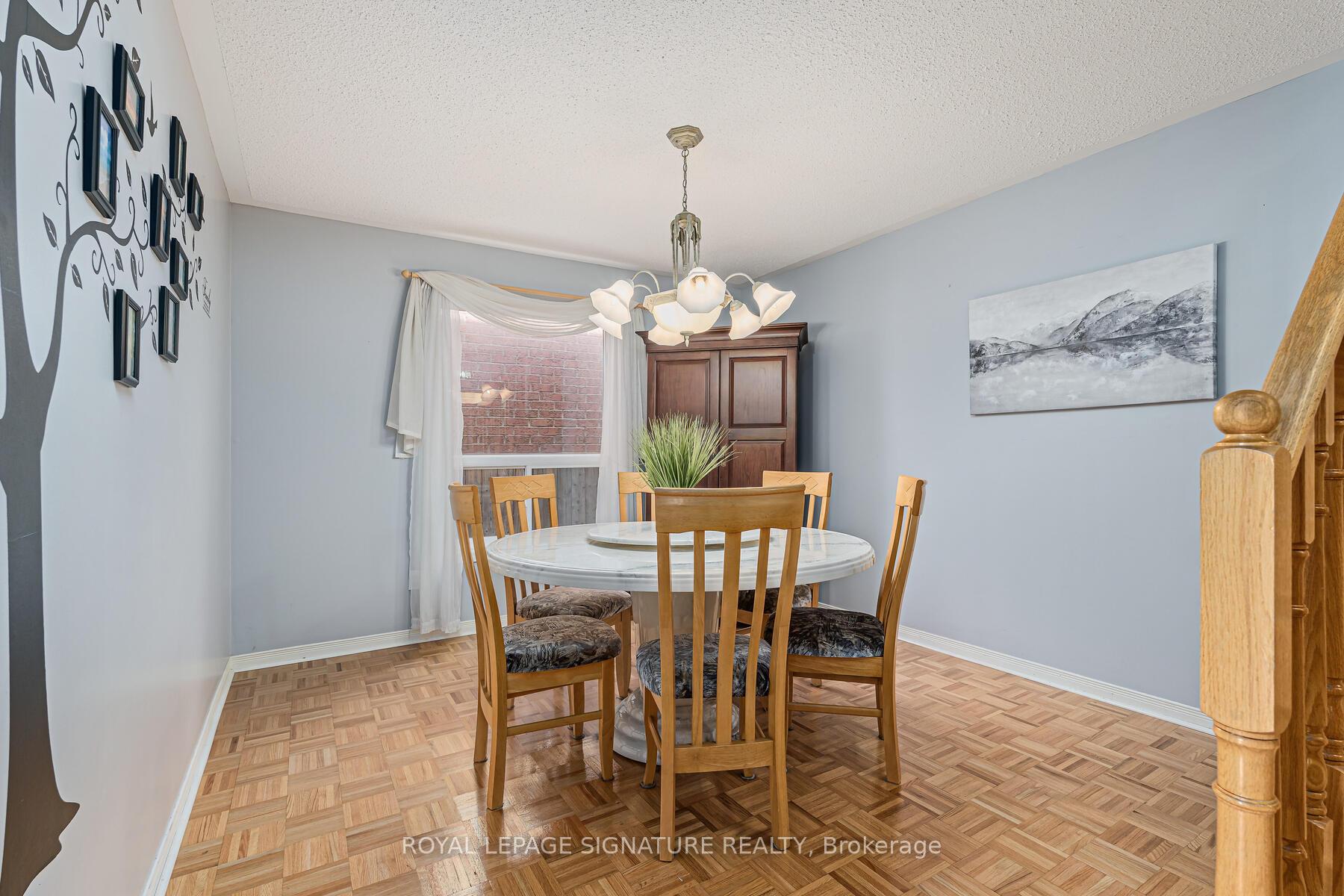 Photo 15 of 116 River Rock Crescent, Brampton, Fletcher's Meadow — HOMEH
