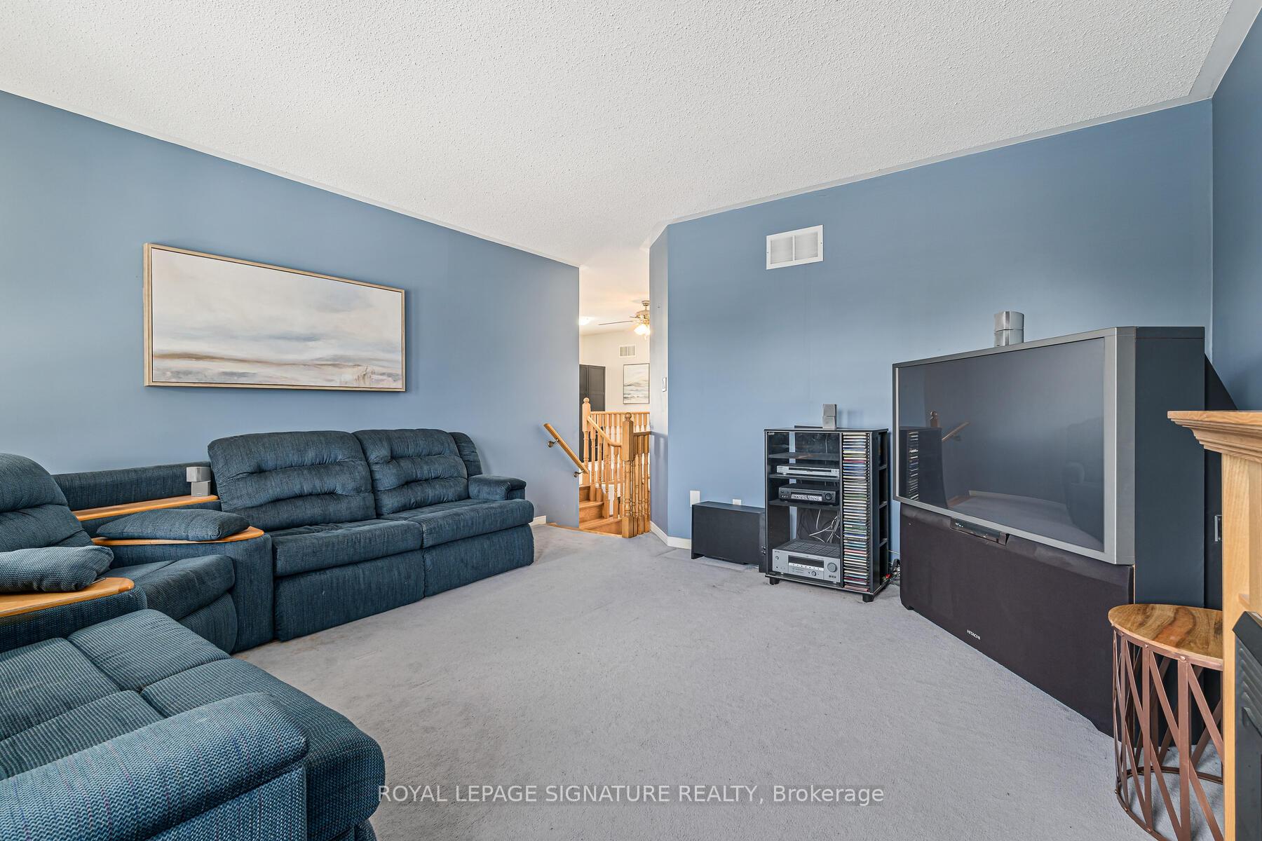 Photo 21 of 116 River Rock Crescent, Brampton, Fletcher's Meadow — HOMEH
