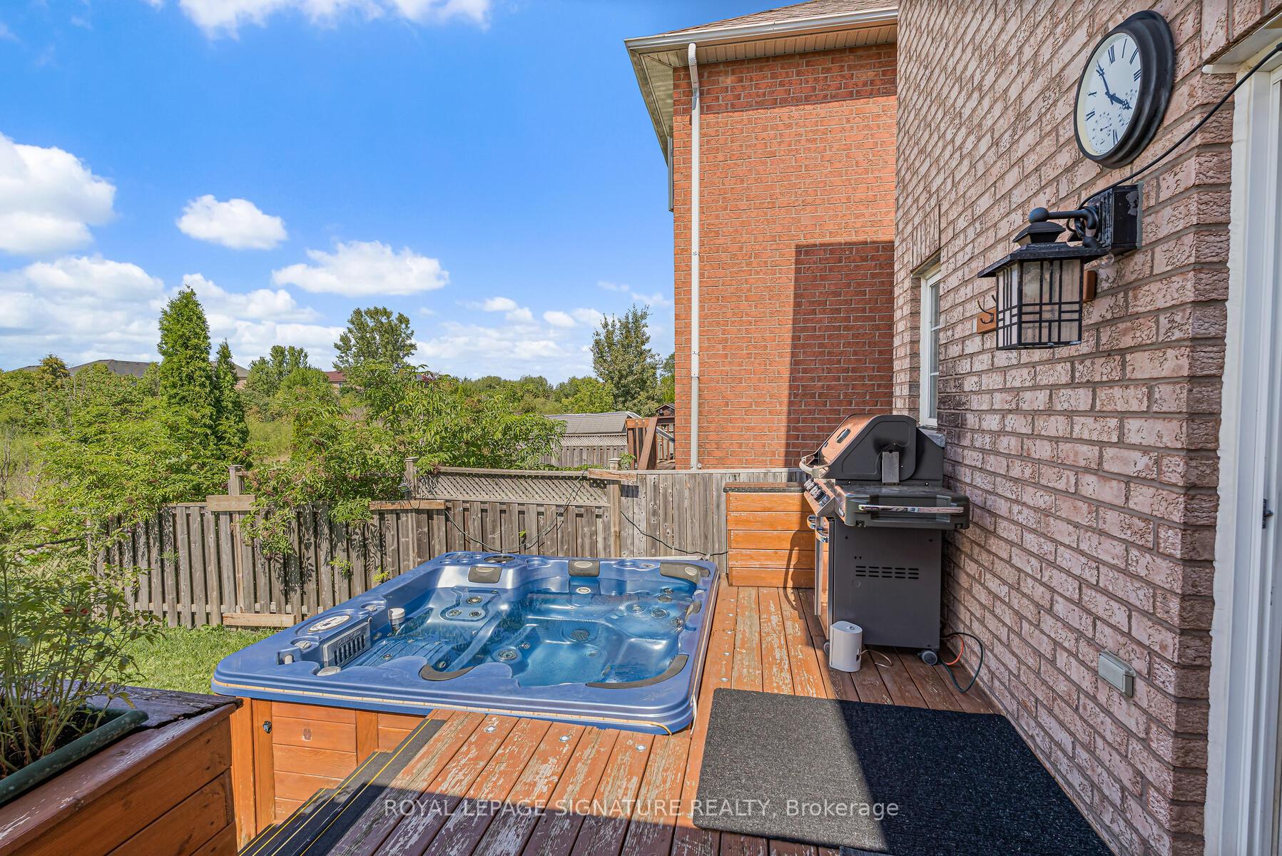 Photo 30 of 116 River Rock Crescent, Brampton, Fletcher's Meadow — HOMEH