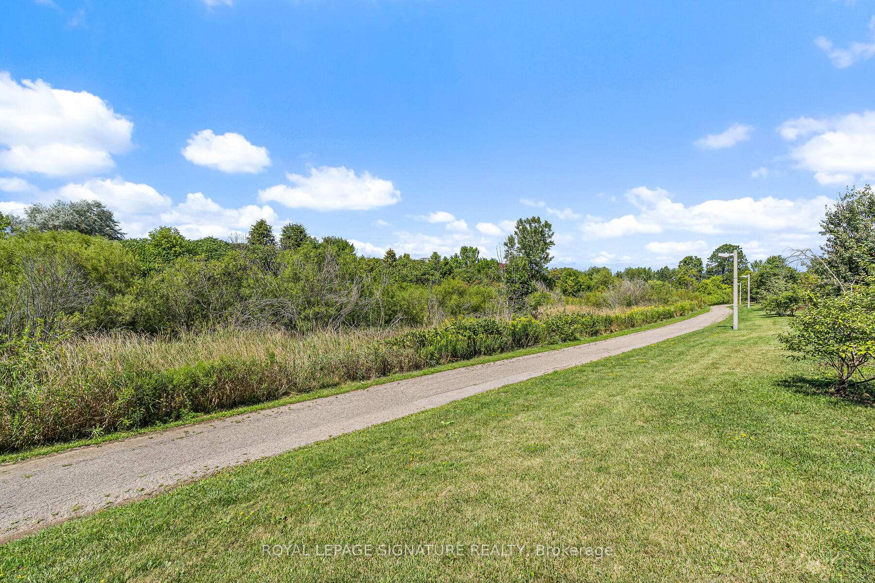 Photo 37 of 116 River Rock Crescent, Brampton, Fletcher's Meadow — HOMEH