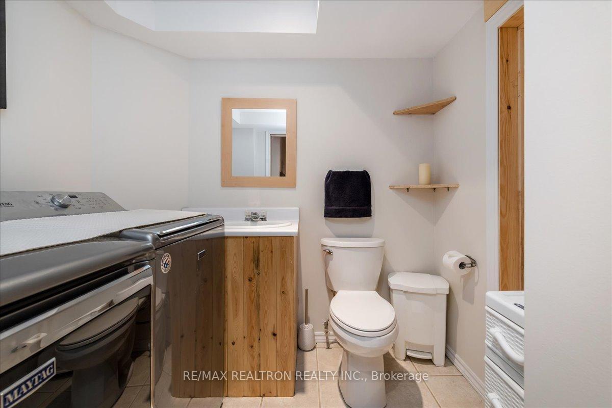 Photo 19 of 22 Hemlock Court, Barrie, Holly — HOMEH