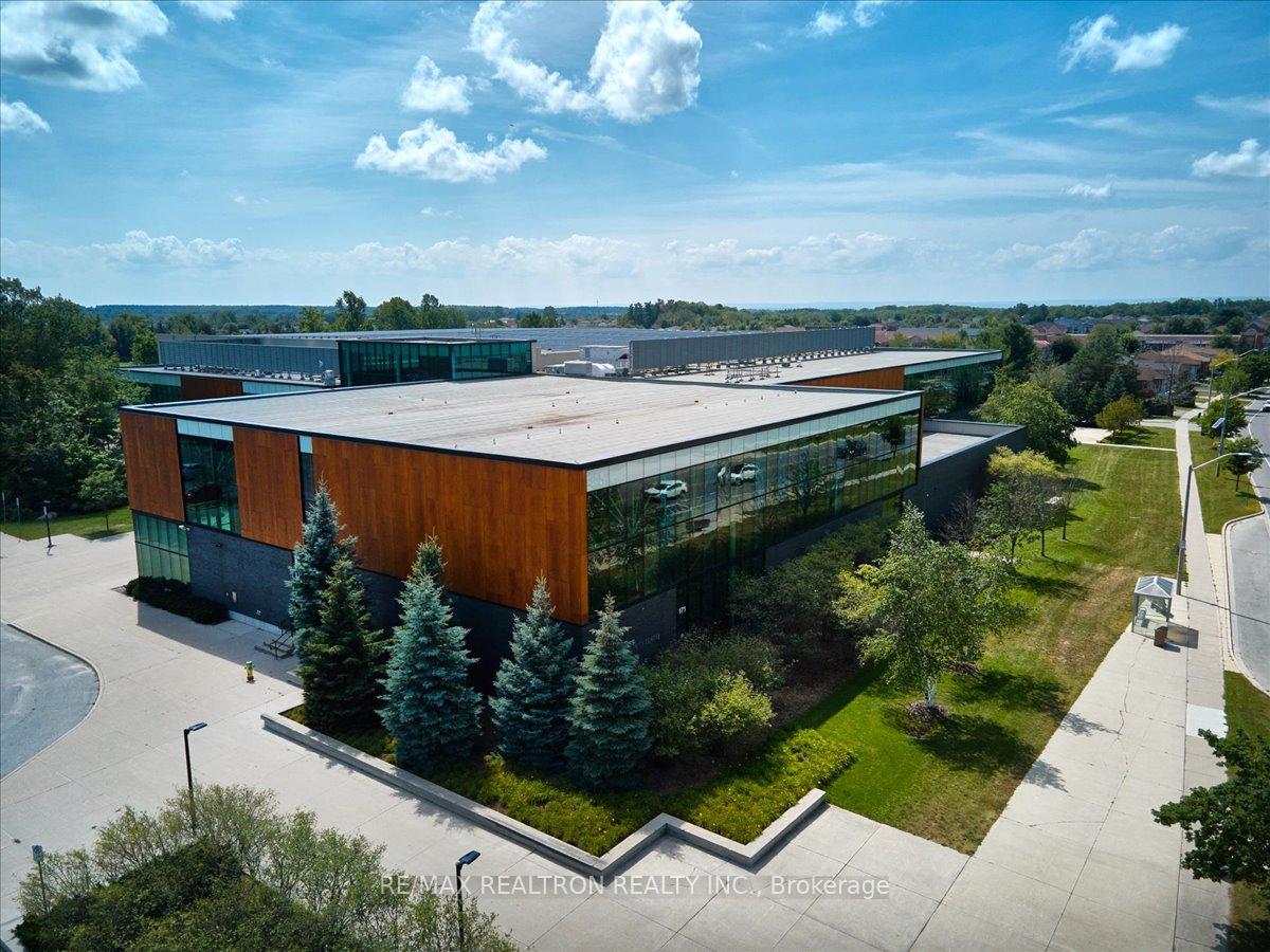 Photo 21 of 22 Hemlock Court, Barrie, Holly — HOMEH