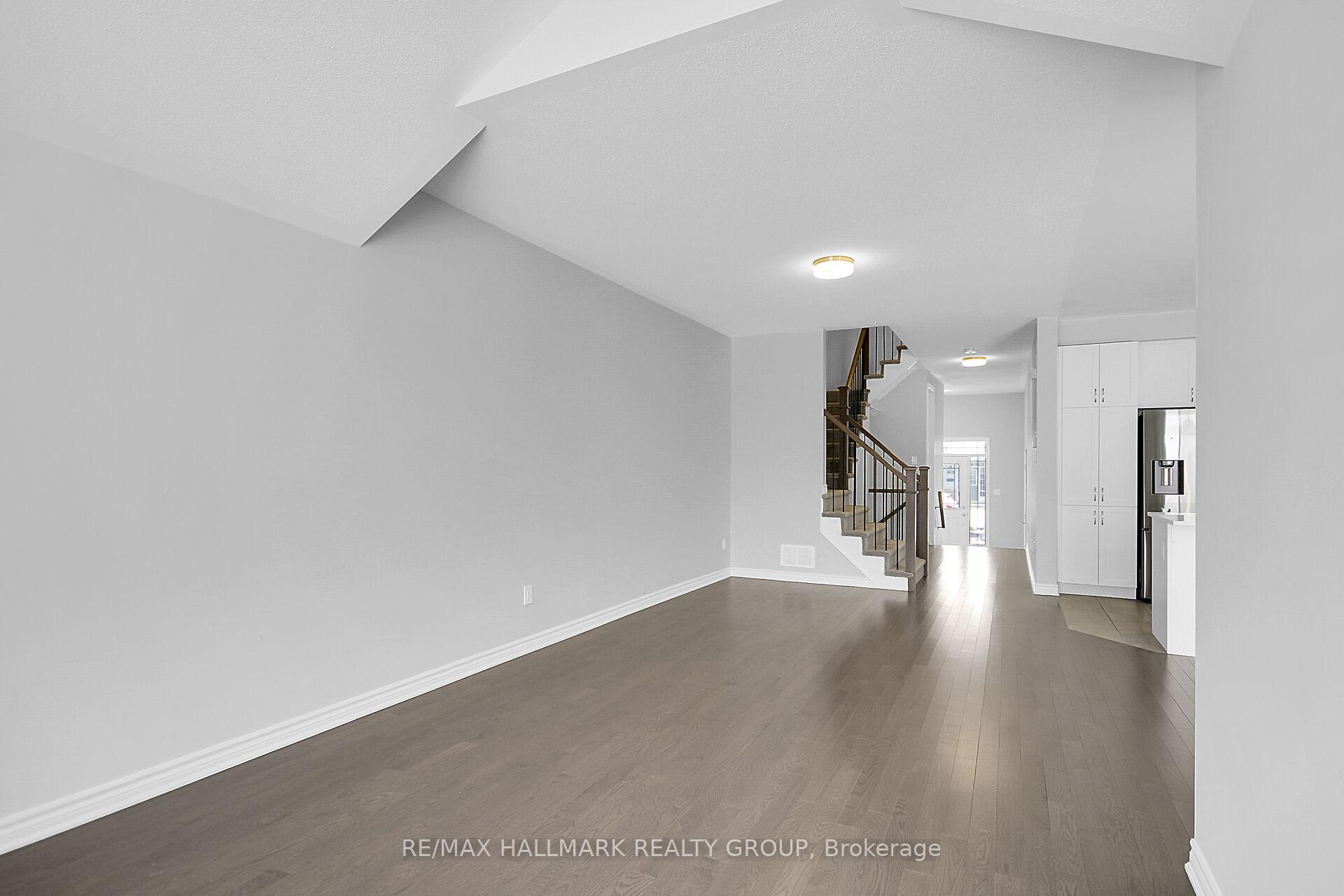Photo 9 of 79 Mesa Drive, Ottawa, Barrhaven - Half Moon Bay — HOMEH