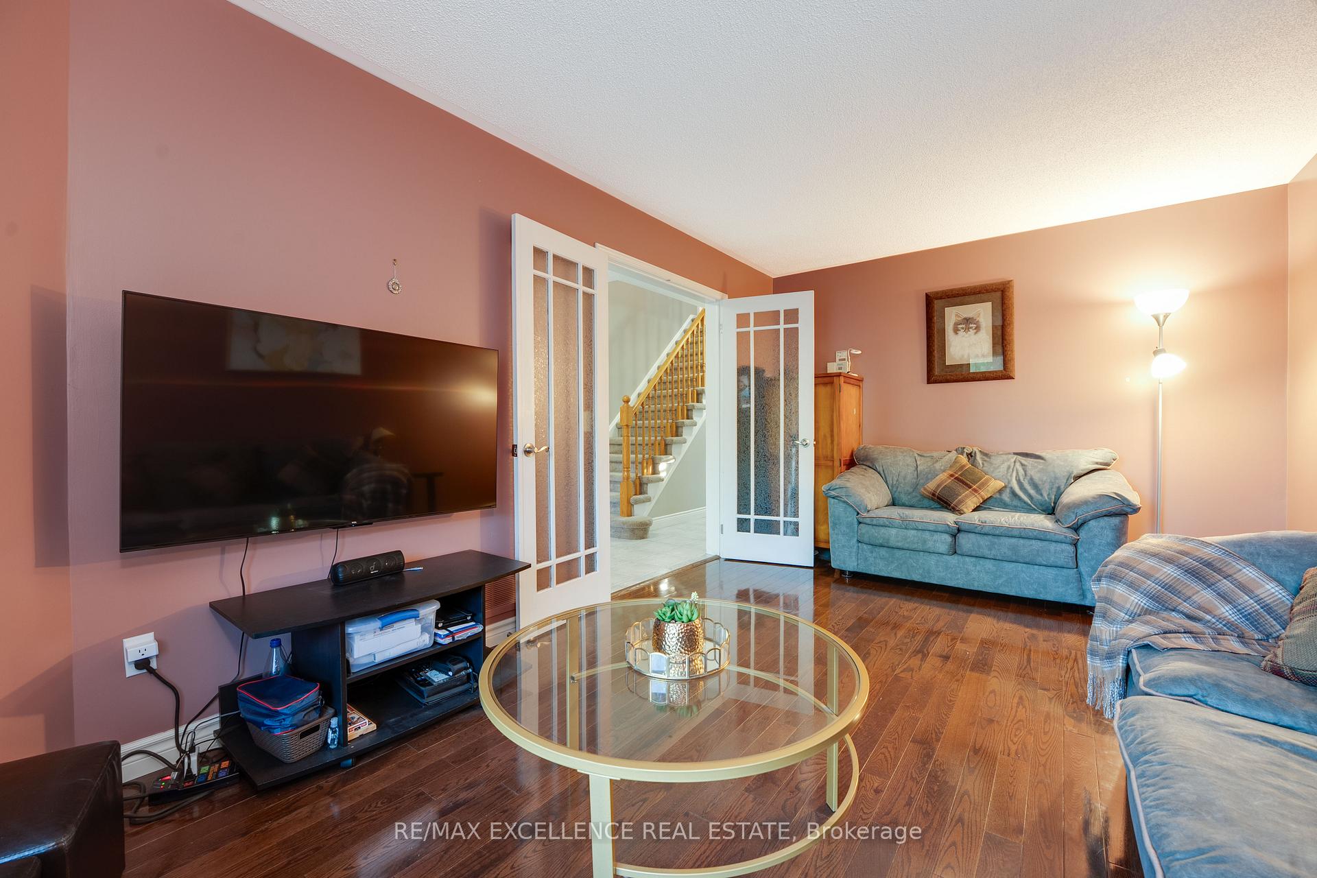 Photo 33 of 14 Nymark Place, Brampton, Westgate — HOMEH