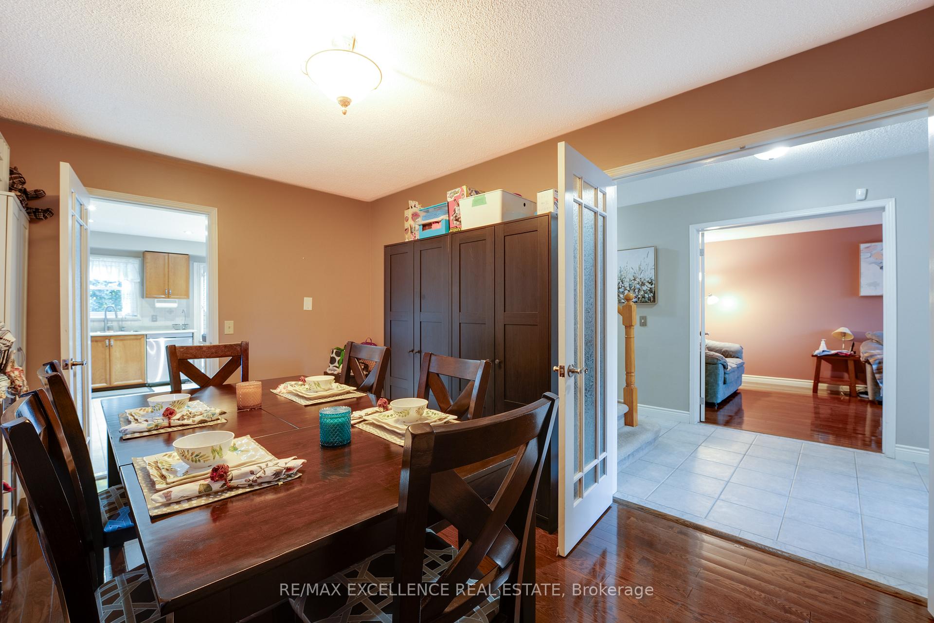 Photo 35 of 14 Nymark Place, Brampton, Westgate — HOMEH