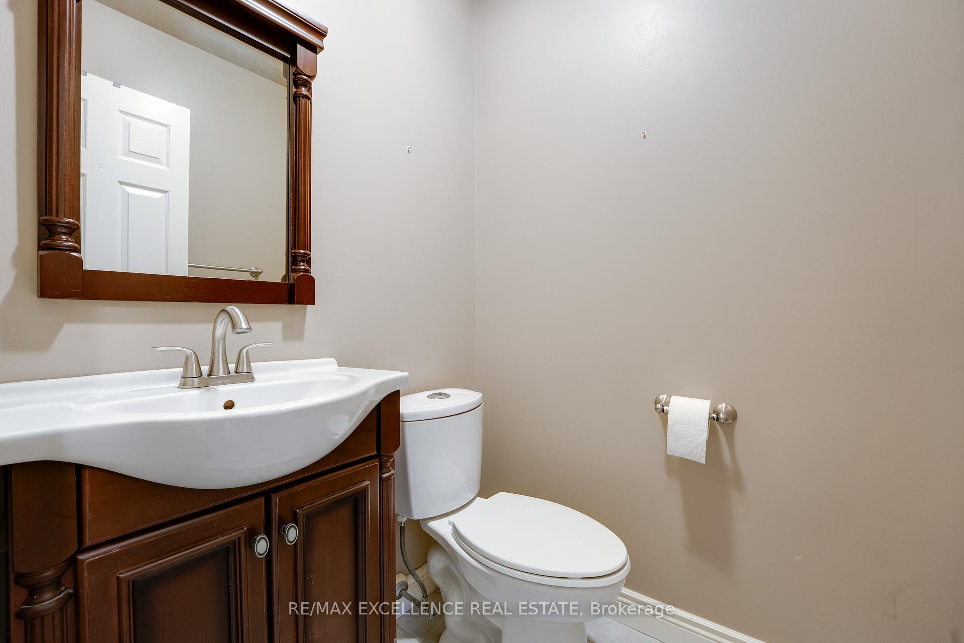 Photo 42 of 14 Nymark Place, Brampton, Westgate — HOMEH