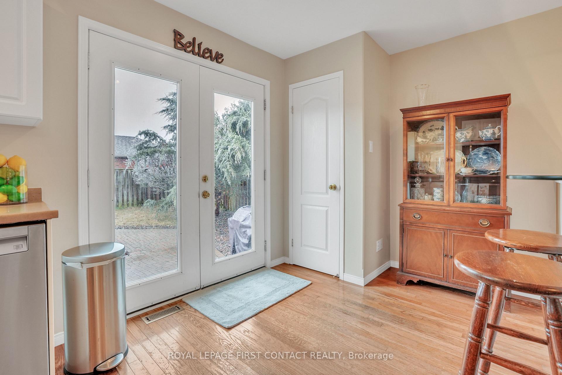 Photo 12 of 185 Hanmer Street E, Barrie, East Bayfield — HOMEH