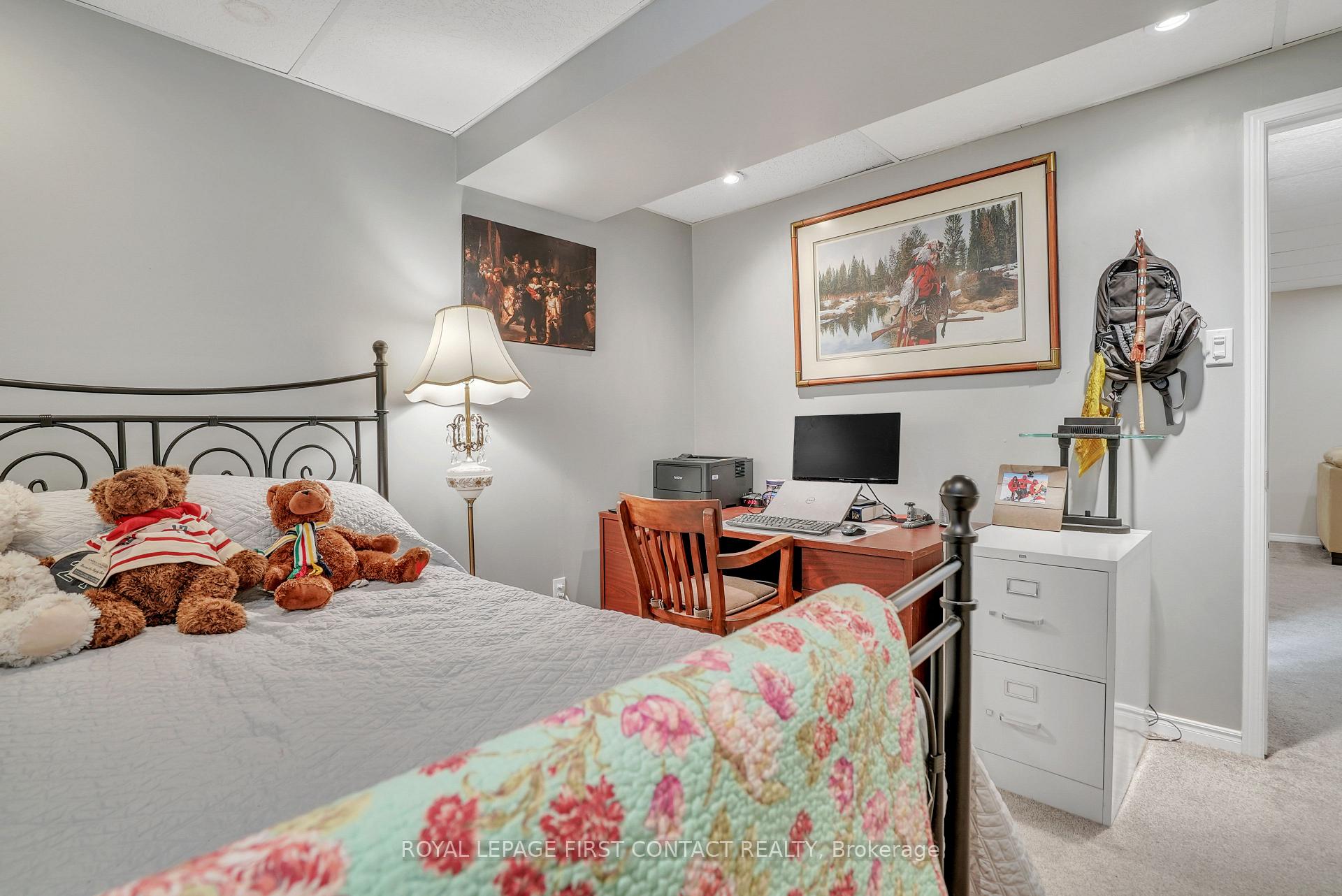 Photo 24 of 185 Hanmer Street E, Barrie, East Bayfield — HOMEH