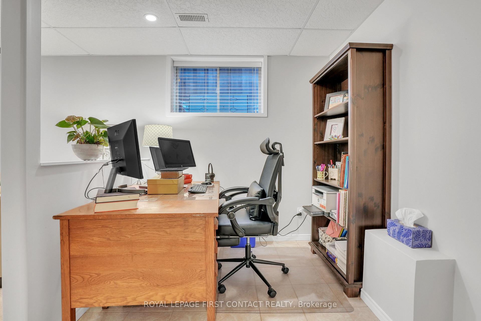Photo 26 of 185 Hanmer Street E, Barrie, East Bayfield — HOMEH