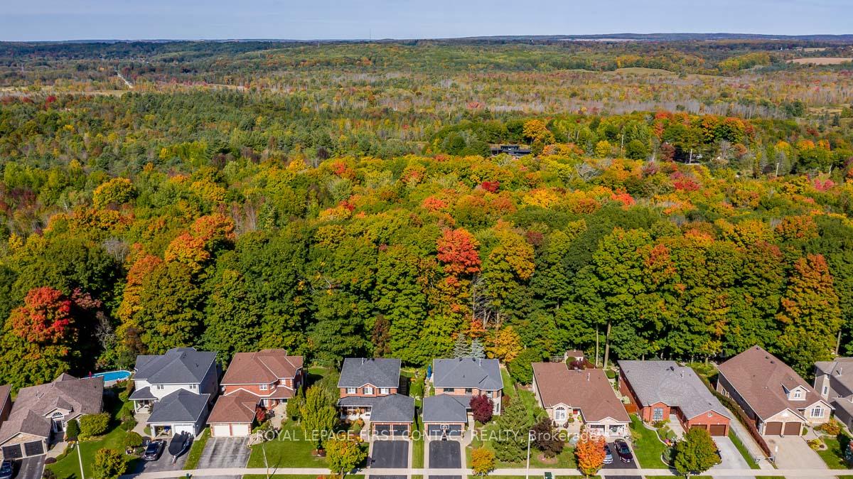 Photo 37 of 185 Hanmer Street E, Barrie, East Bayfield — HOMEH