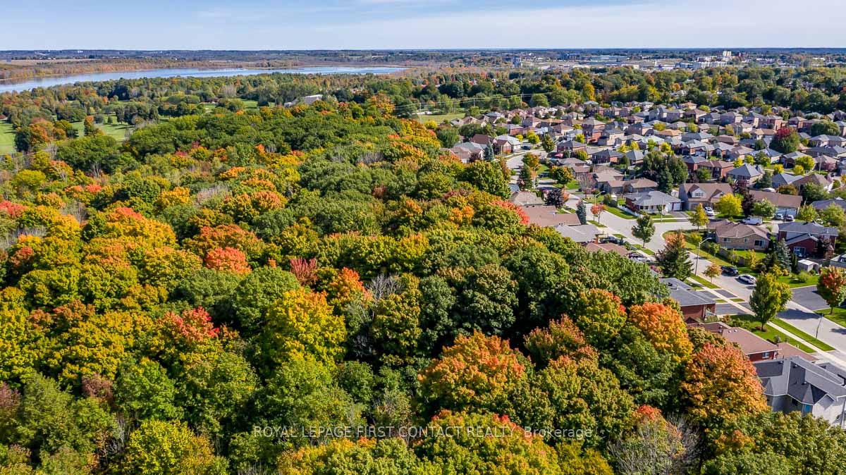 Photo 38 of 185 Hanmer Street E, Barrie, East Bayfield — HOMEH