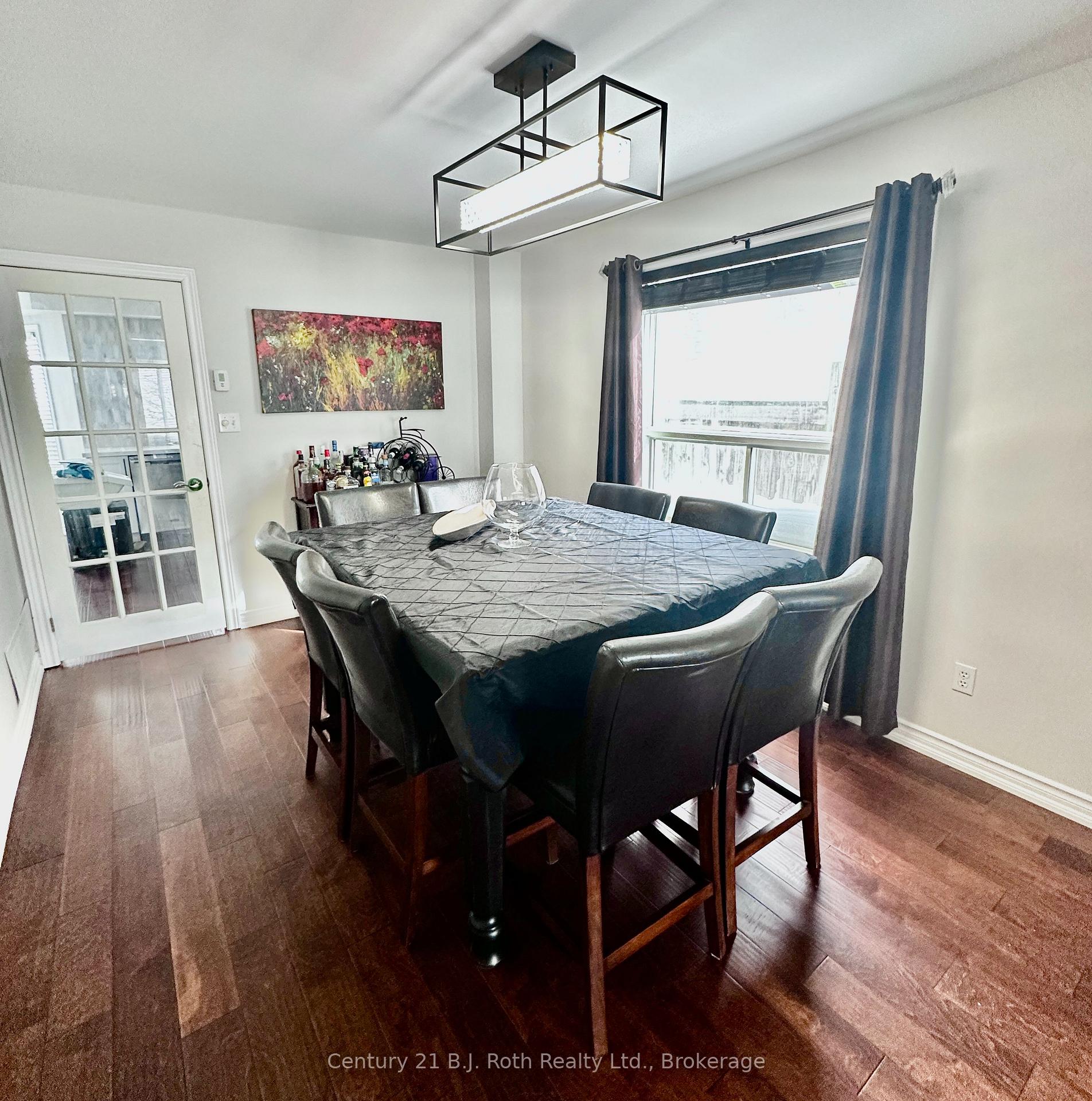 Photo 15 of 203 Ferndale Drive S, Barrie, Ardagh — HOMEH