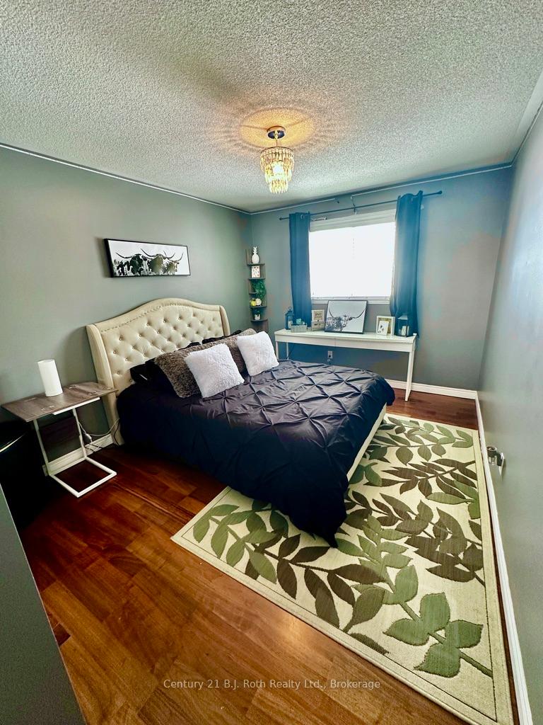 Photo 24 of 203 Ferndale Drive S, Barrie, Ardagh — HOMEH