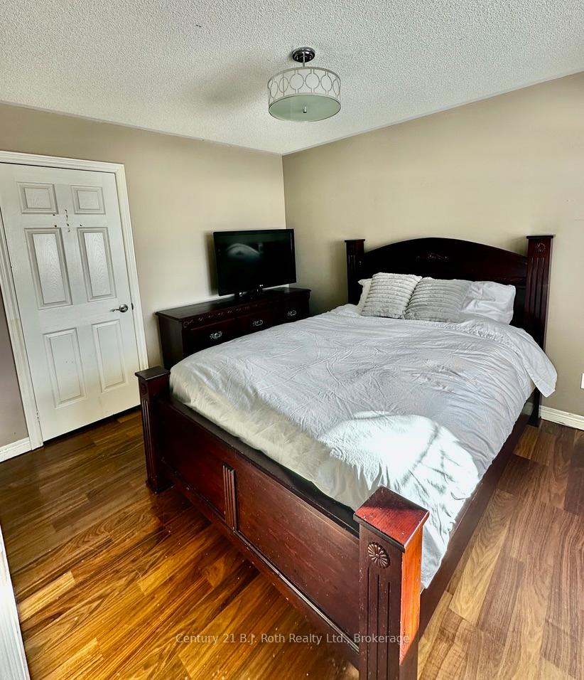 Photo 27 of 203 Ferndale Drive S, Barrie, Ardagh — HOMEH