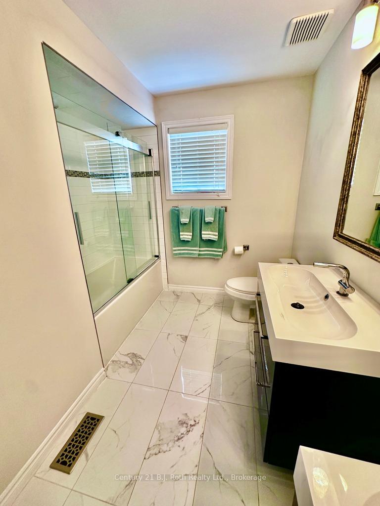 Photo 28 of 203 Ferndale Drive S, Barrie, Ardagh — HOMEH