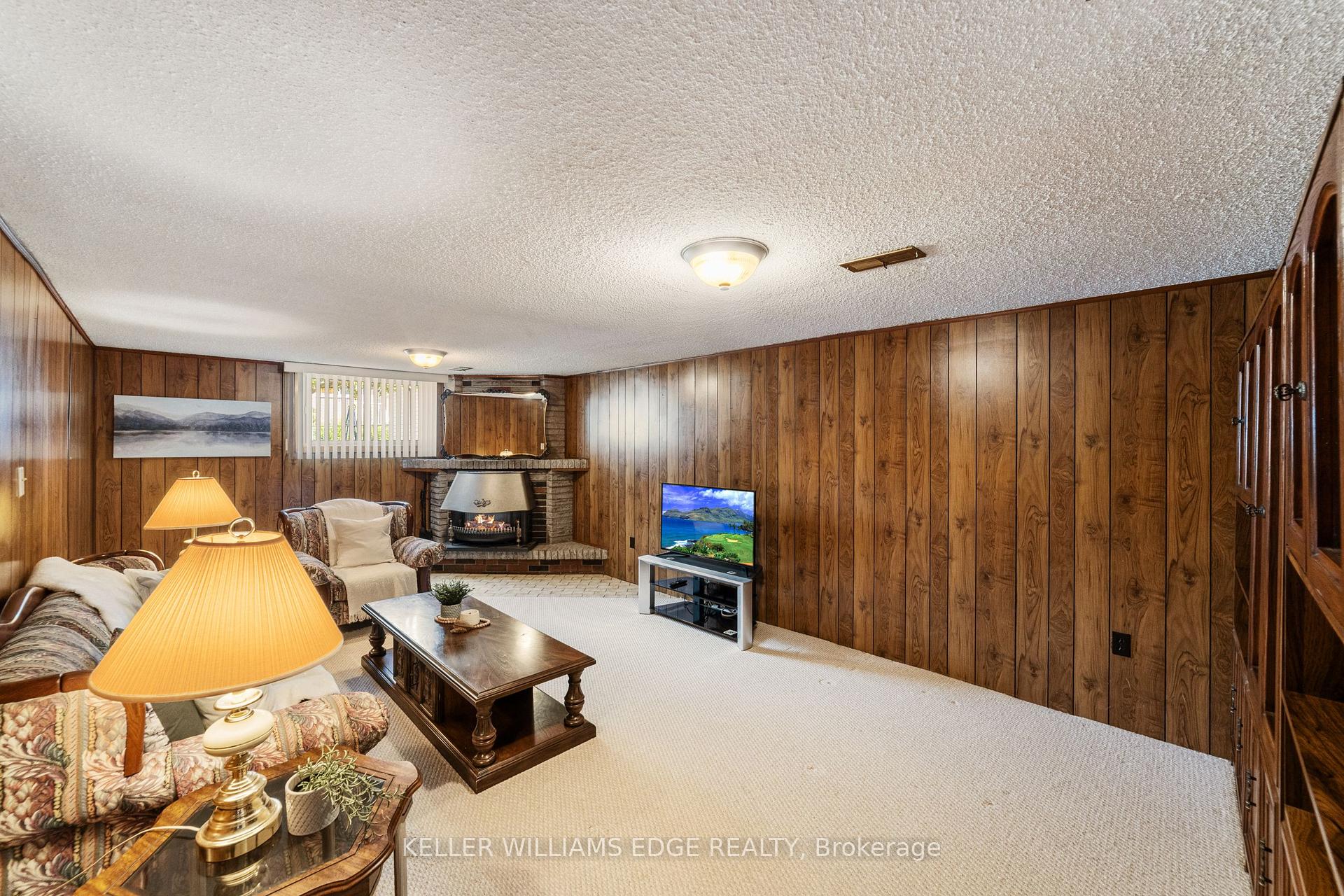 Photo 13 of 50 Green Road, Hamilton, Stoney Creek — HOMEH