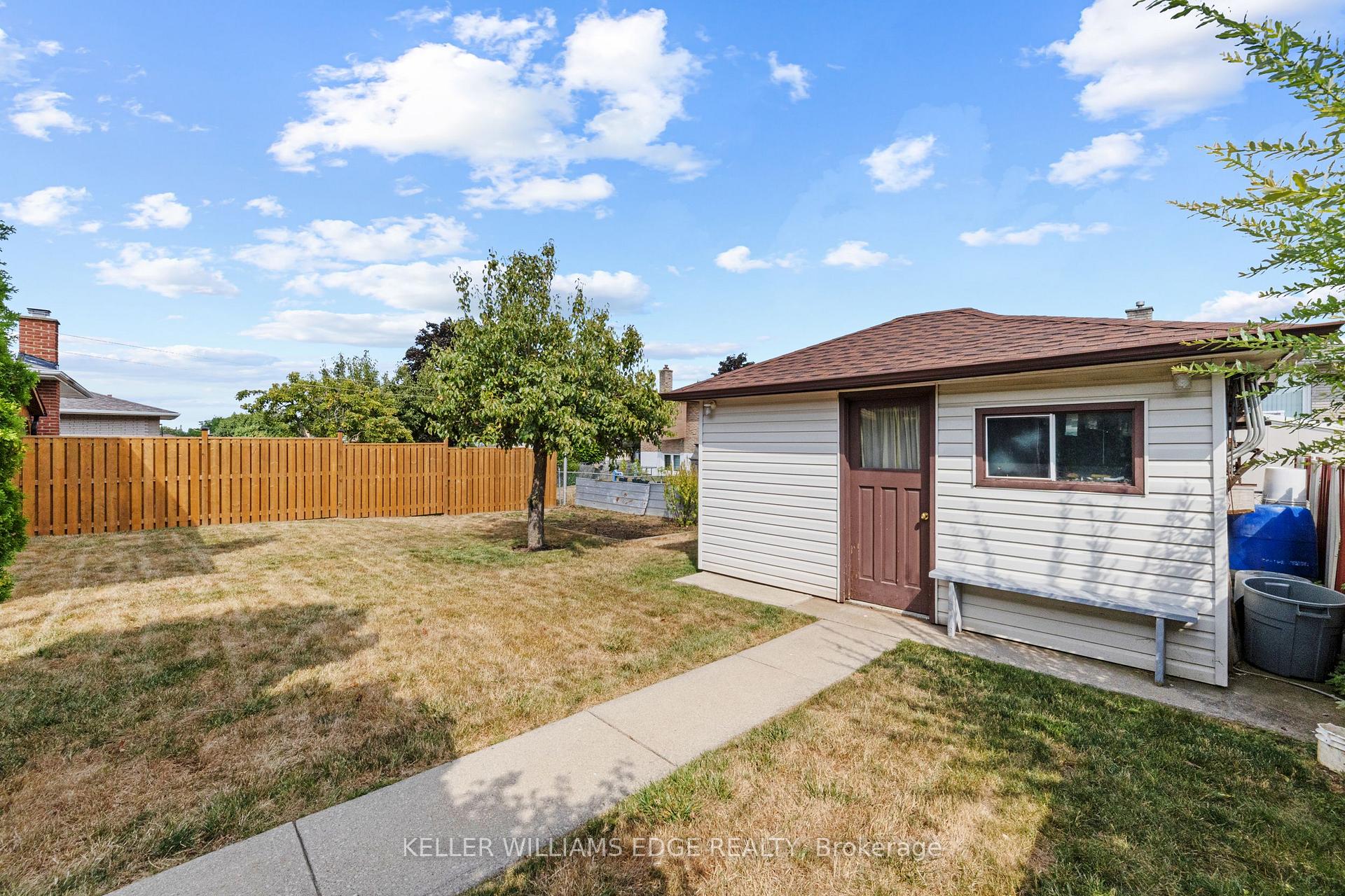 Photo 18 of 50 Green Road, Hamilton, Stoney Creek — HOMEH