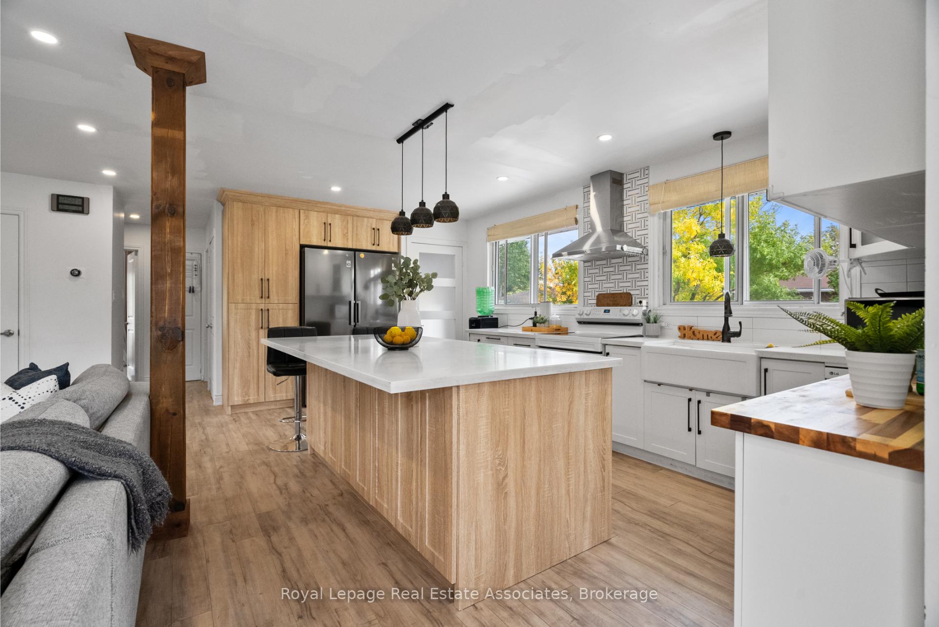 Photo 3 of 23 Thorley Drive, Hamilton, Berrisfield — HOMEH