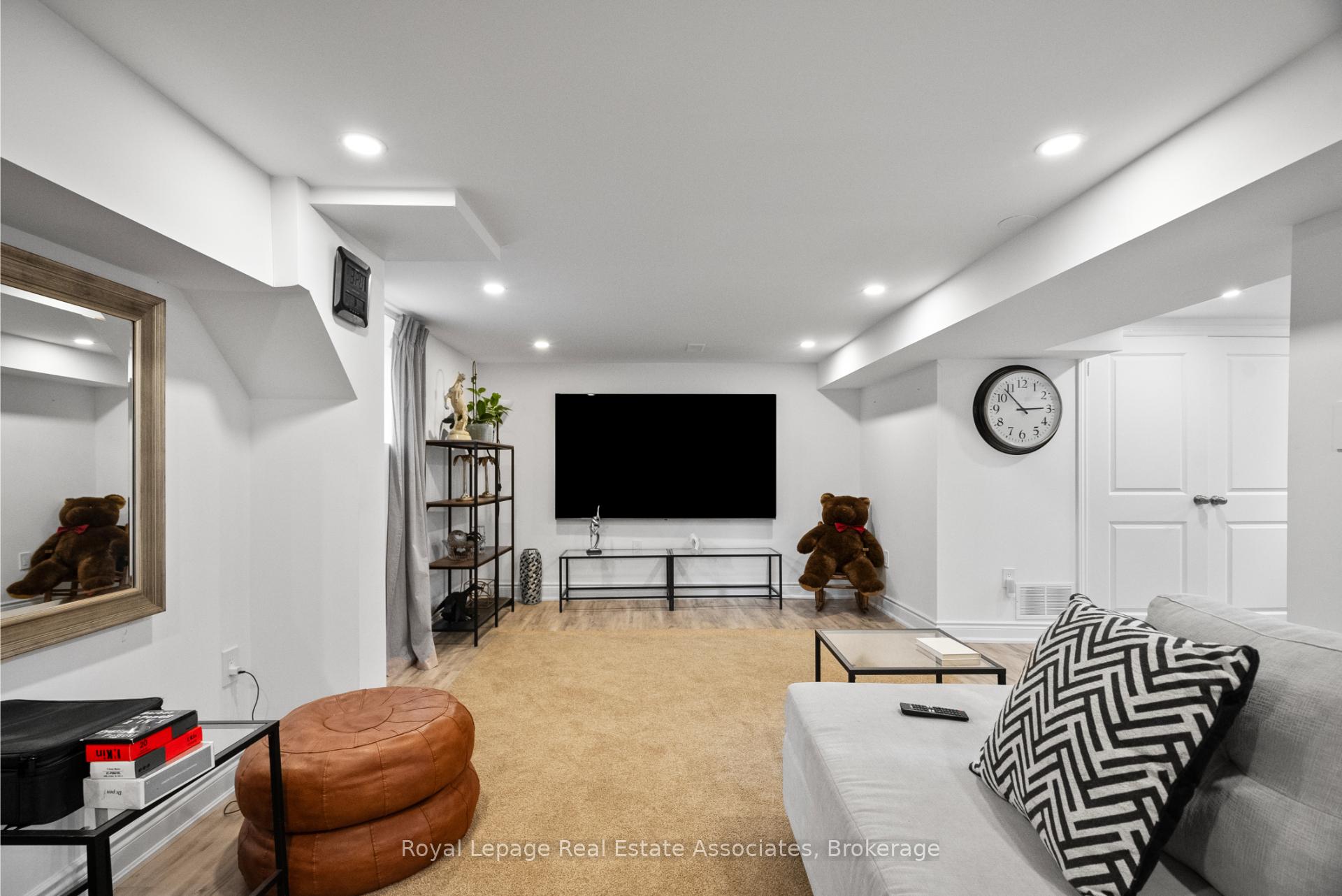 Photo 22 of 23 Thorley Drive, Hamilton, Berrisfield — HOMEH