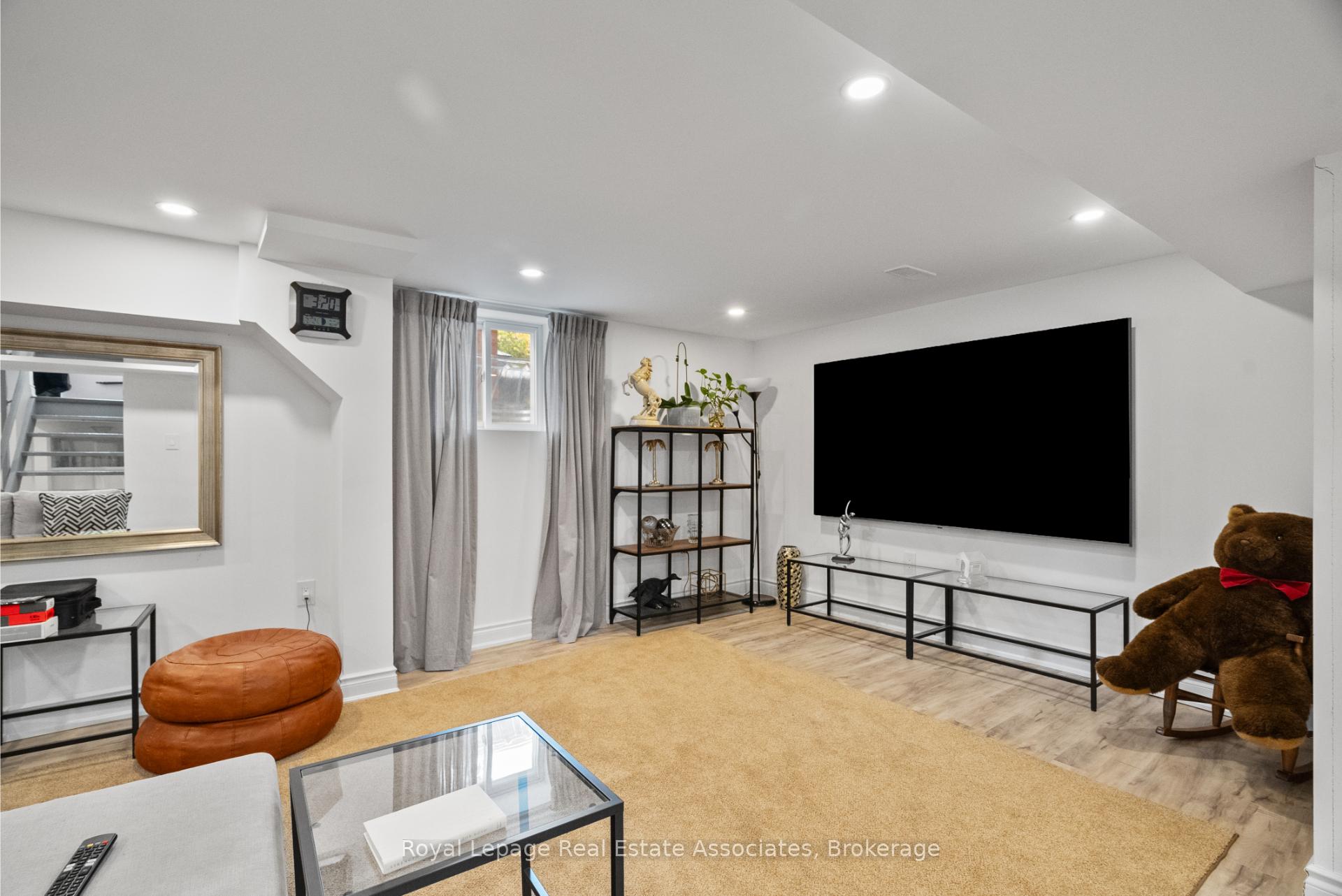 Photo 25 of 23 Thorley Drive, Hamilton, Berrisfield — HOMEH