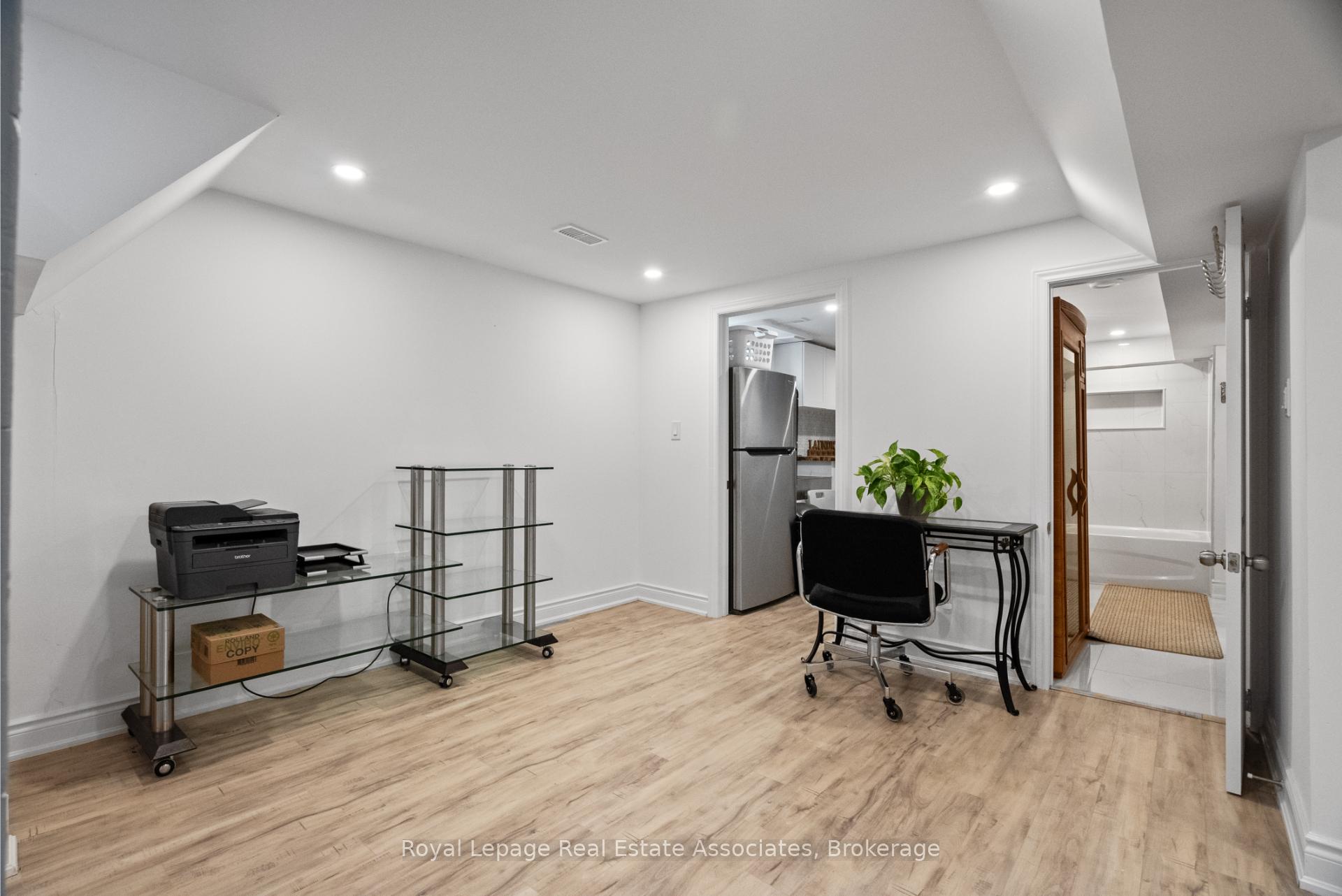 Photo 30 of 23 Thorley Drive, Hamilton, Berrisfield — HOMEH