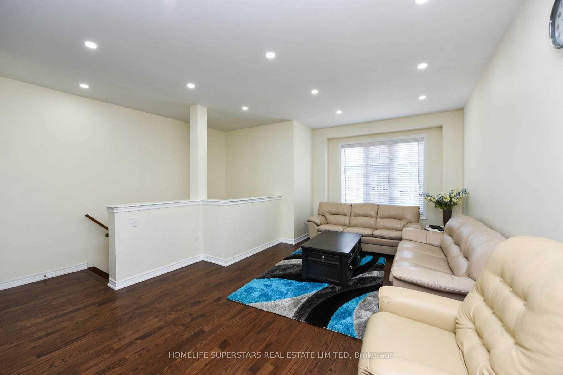 Photo 22 of 50 Sea Drifter Crescent, Brampton, Bram East — HOMEH