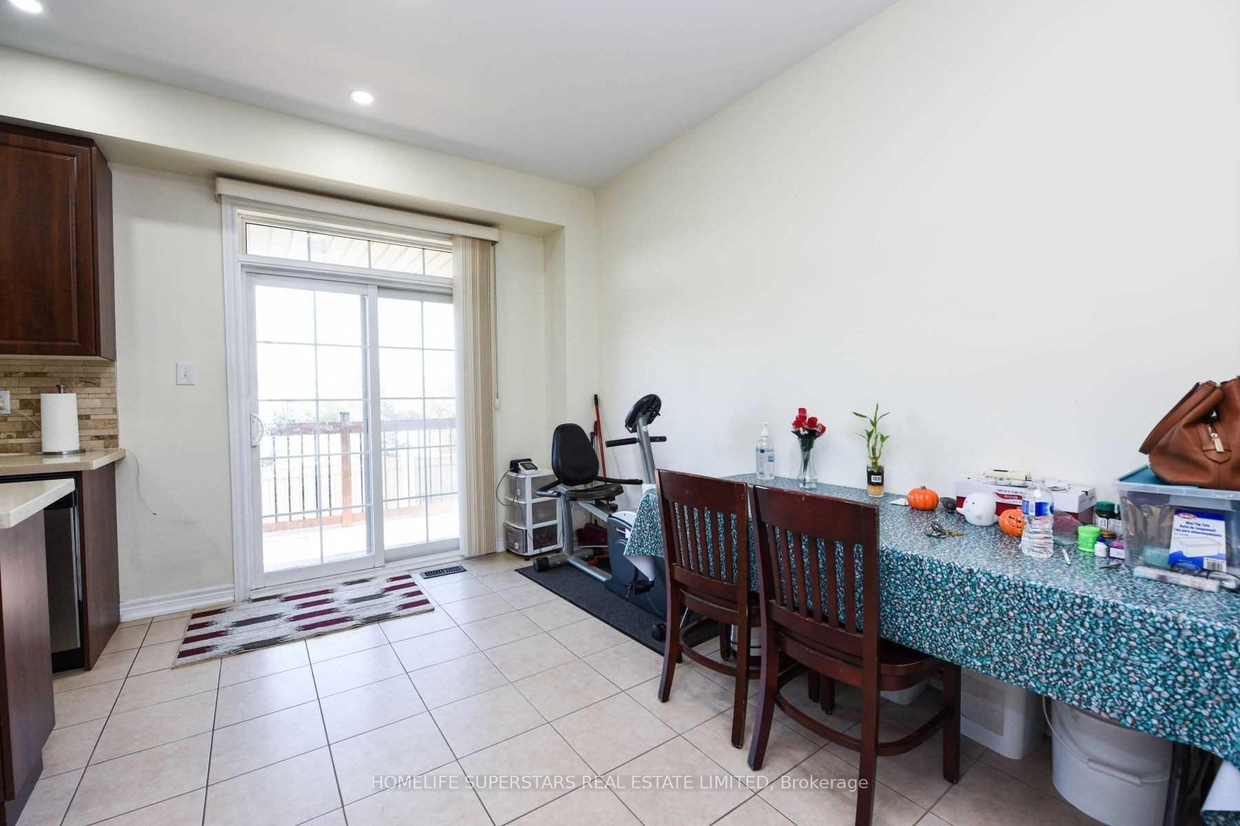 Photo 7 of 50 Sea Drifter Crescent, Brampton, Bram East — HOMEH
