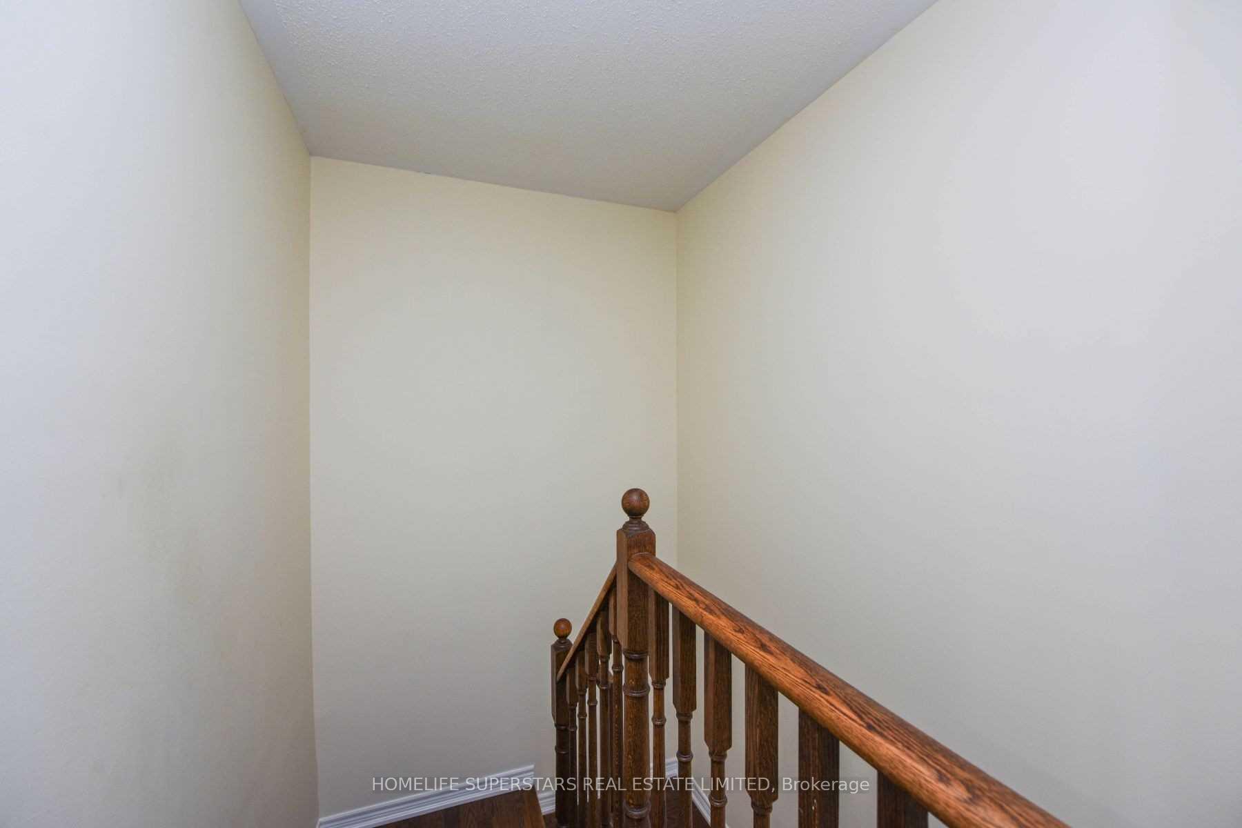 Photo 21 of 50 Sea Drifter Crescent, Brampton, Bram East — HOMEH
