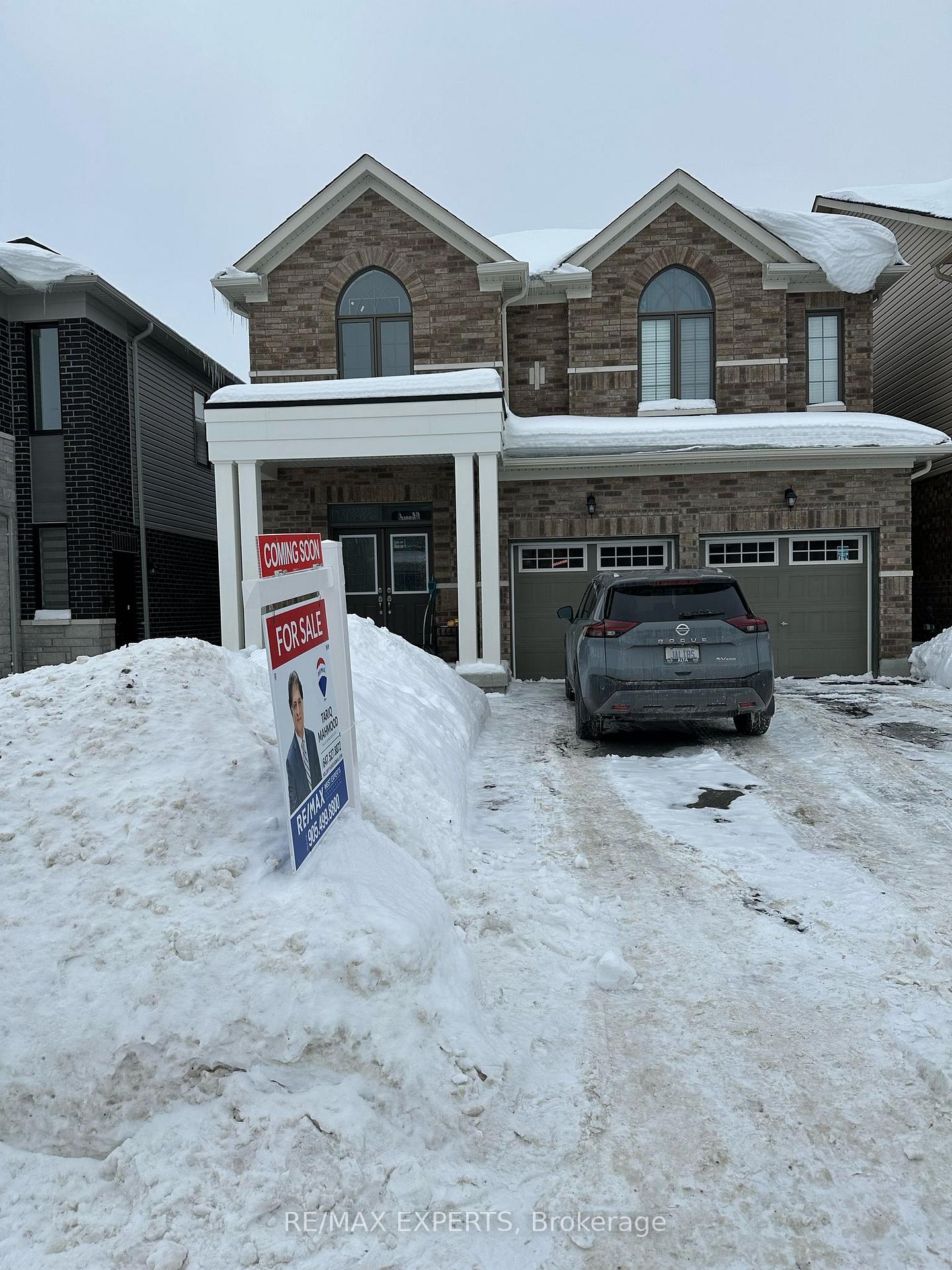 Photo 1 of 31 Rochester Drive, Barrie, Rural Barrie Southeast — HOMEH