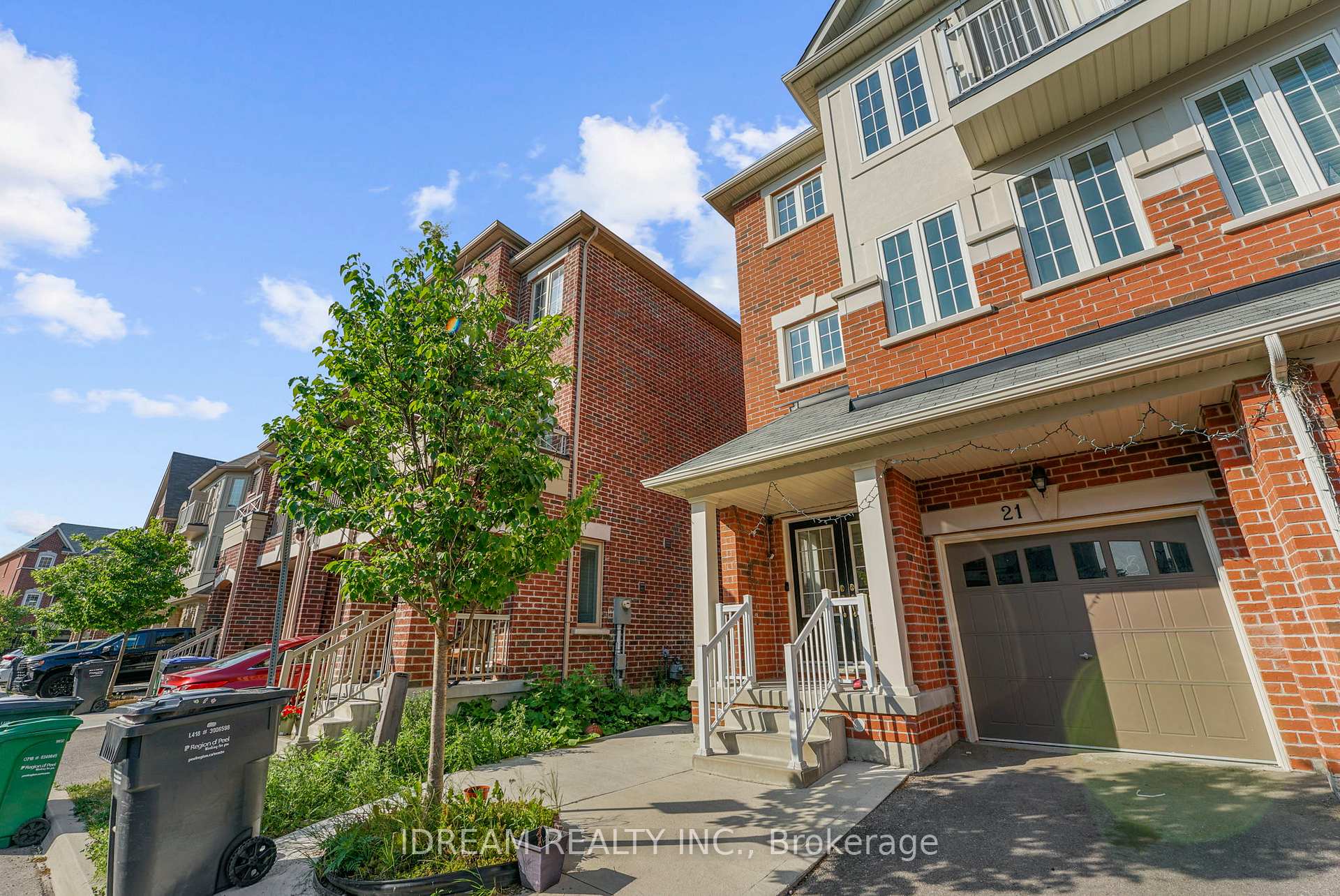 Photo 18 of 21 Miami Grove, Brampton, Heart Lake East — HOMEH