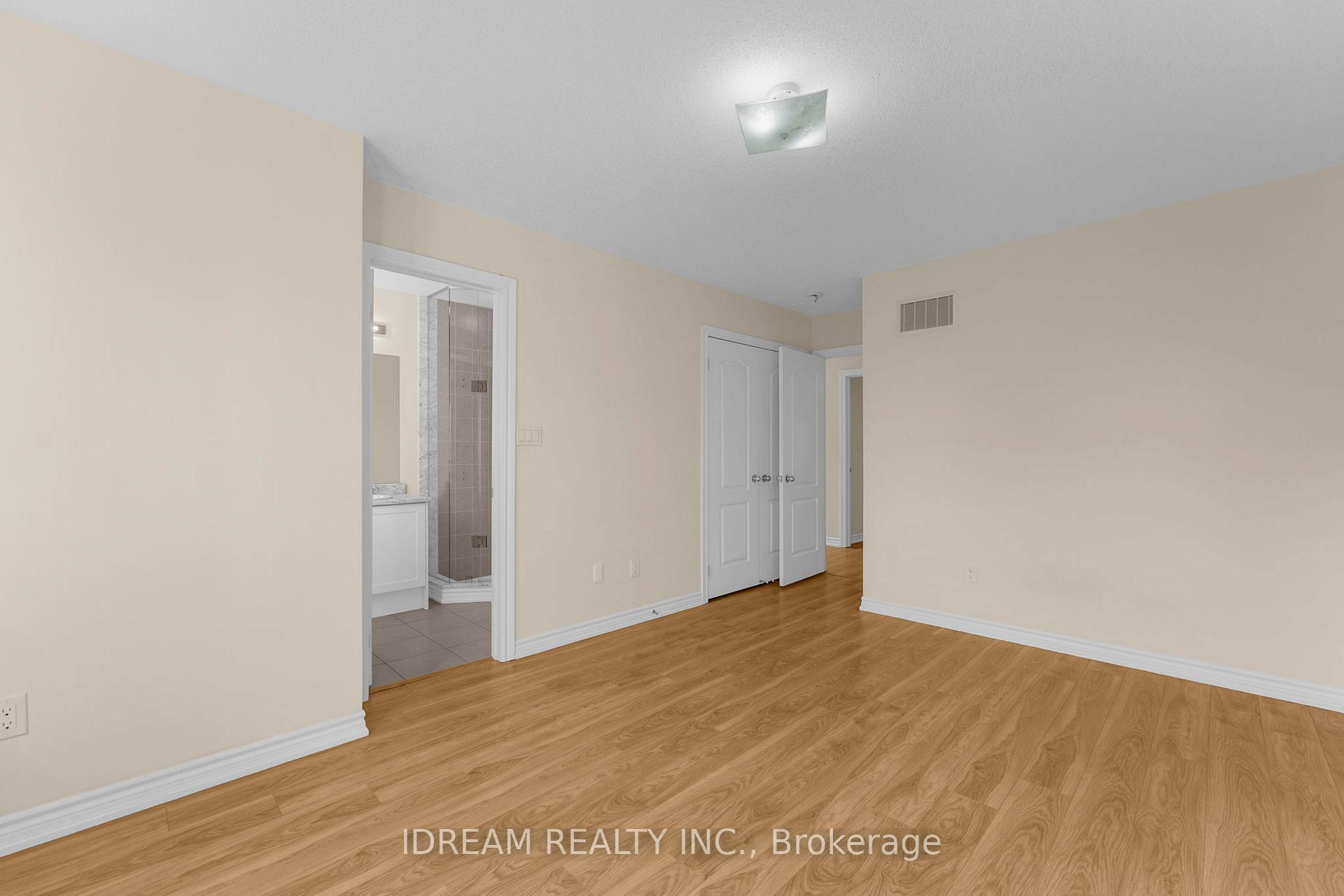 Photo 15 of 21 Miami Grove, Brampton, Heart Lake East — HOMEH