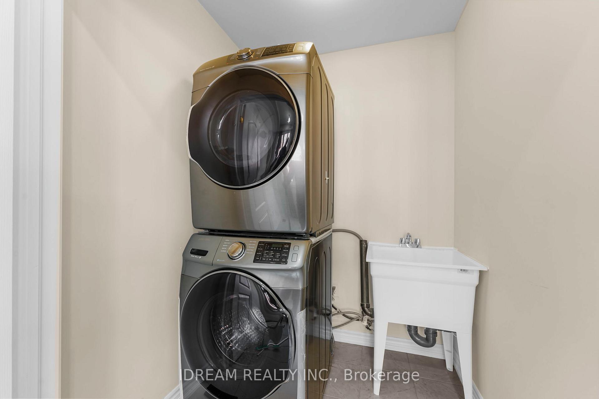 Photo 20 of 21 Miami Grove, Brampton, Heart Lake East — HOMEH