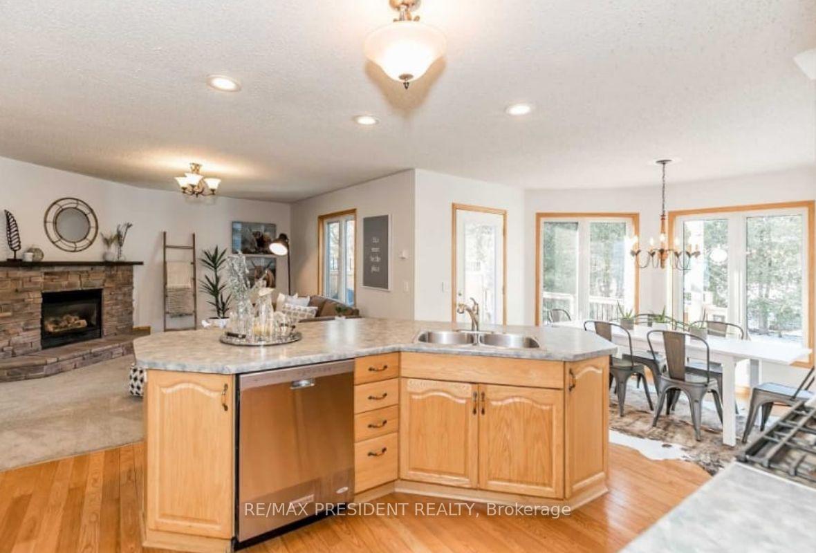 Photo 12 of 34 Mcfaul Street, Caledon, Caledon Village — HOMEH