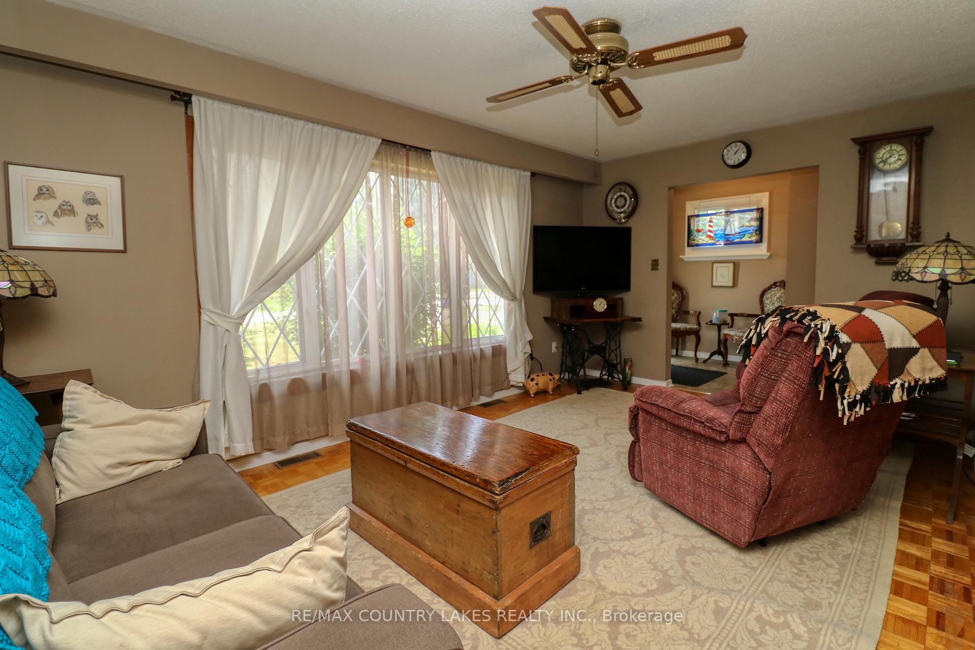Photo 8 of 116 Seventh Street, Brock, Beaverton — HOMEH