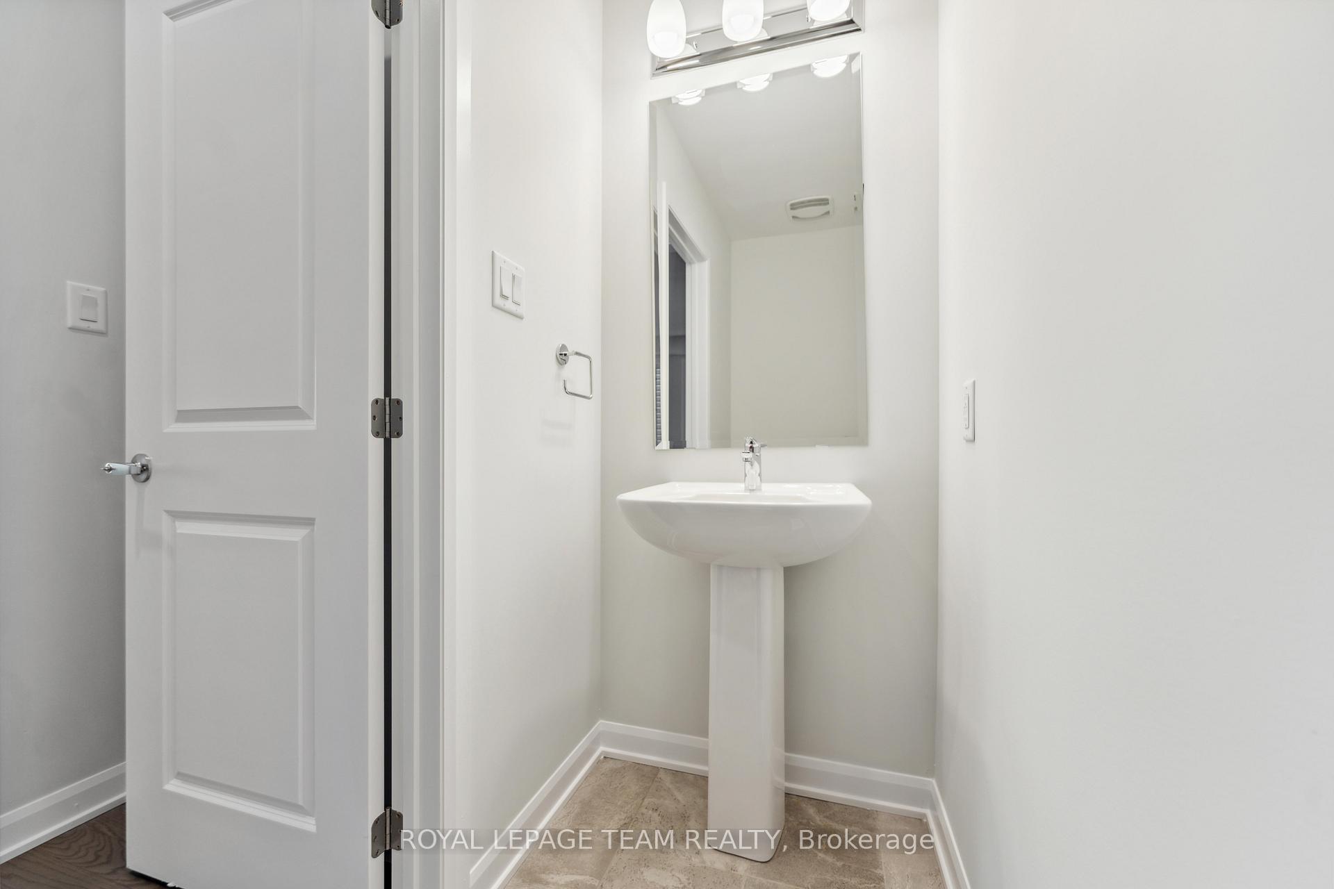 Photo 11 of 630 Inver Lane, Ottawa, Barrhaven - Half Moon Bay — HOMEH