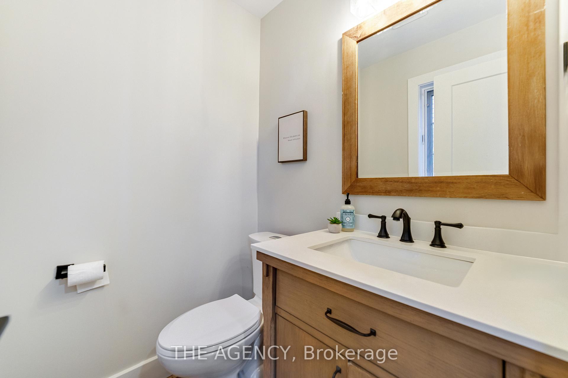 Photo 19 of 28 Fenwick Place, Hamilton, Waterdown — HOMEH