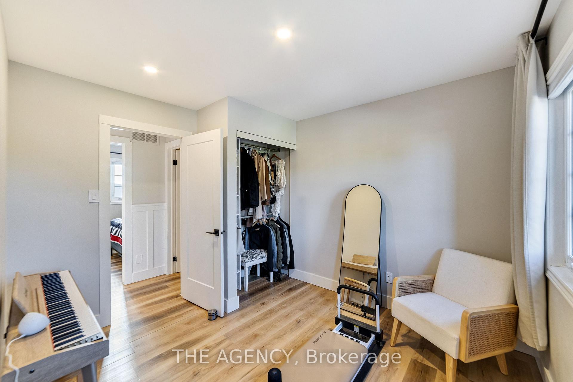 Photo 26 of 28 Fenwick Place, Hamilton, Waterdown — HOMEH