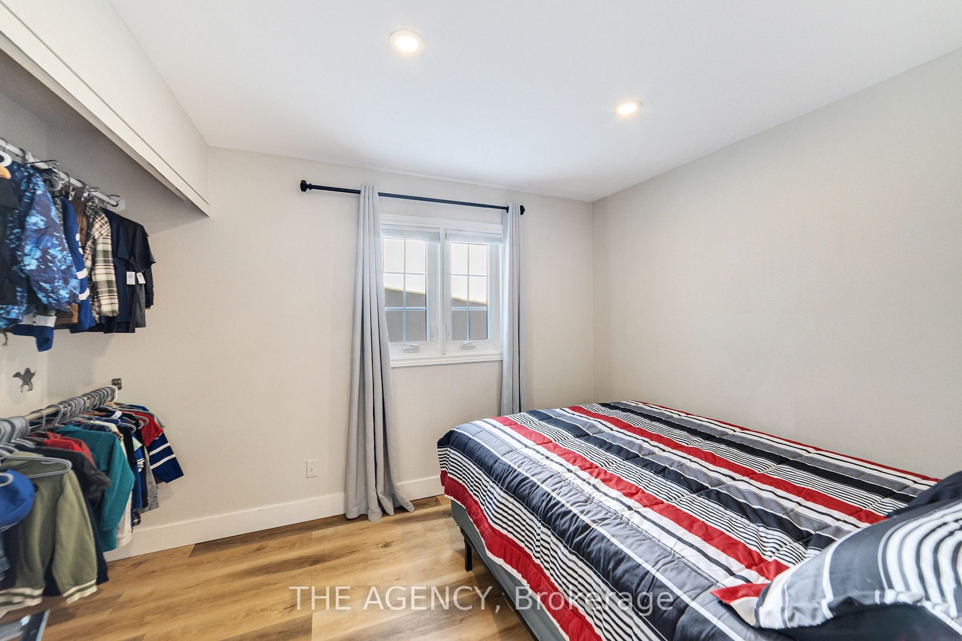 Photo 27 of 28 Fenwick Place, Hamilton, Waterdown — HOMEH