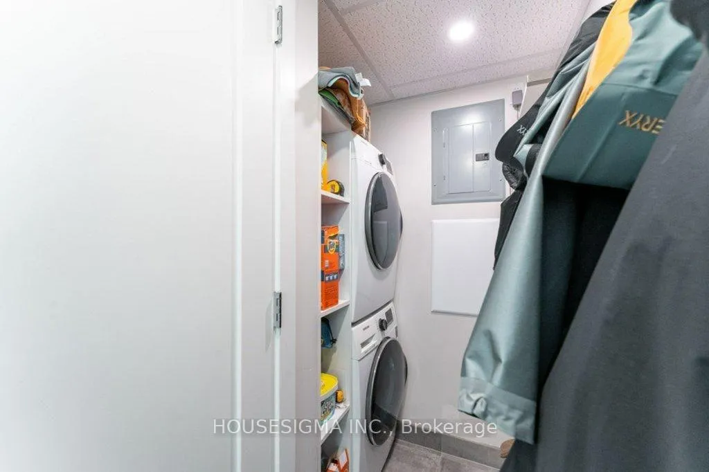 Photo 11 of Unit Unit 3, 167 Quebec Avenue, Toronto, High Park North — HOMEH