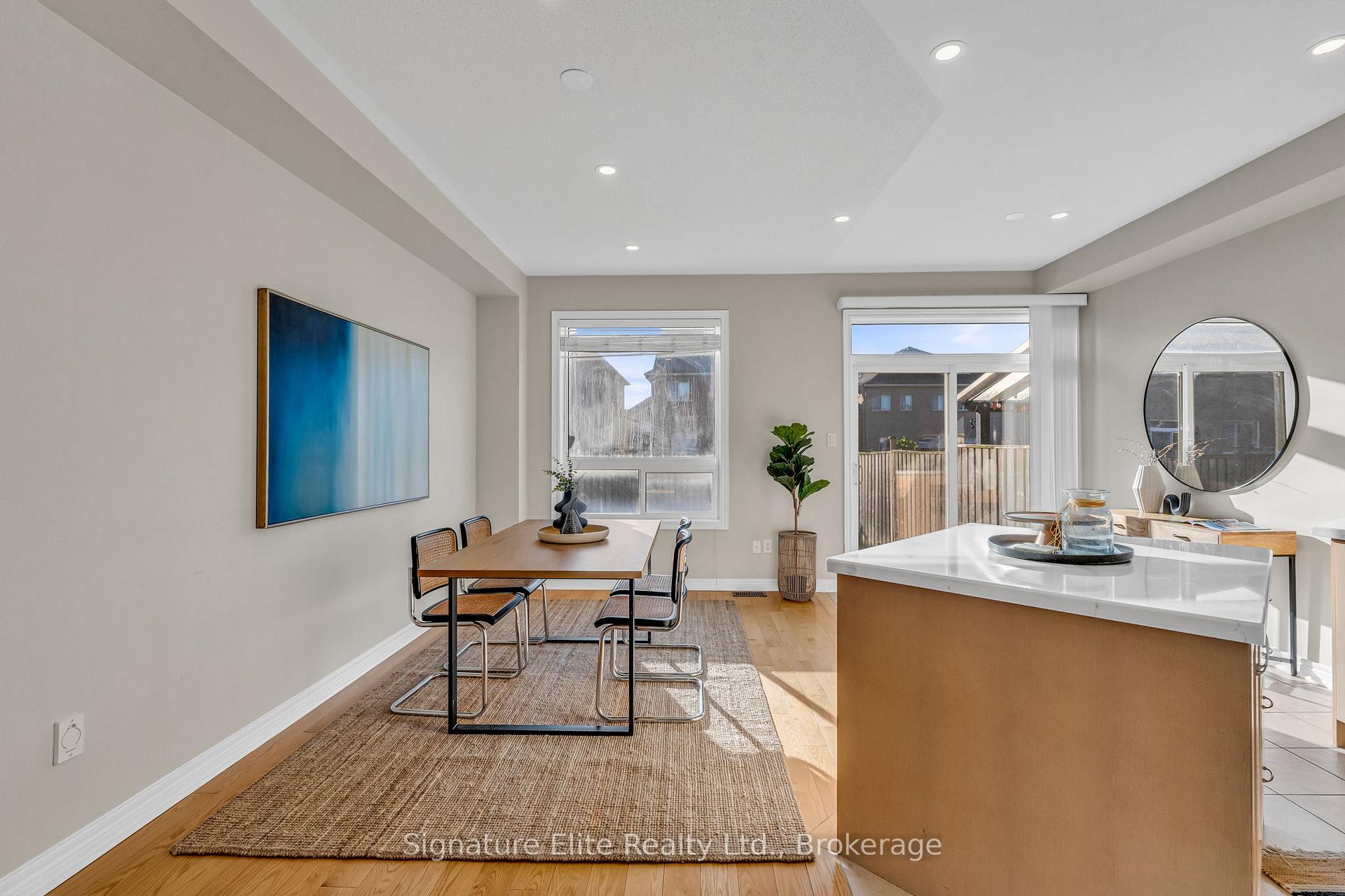 Photo 8 of 124 Rocky Point Crescent, Brampton, Madoc — HOMEH