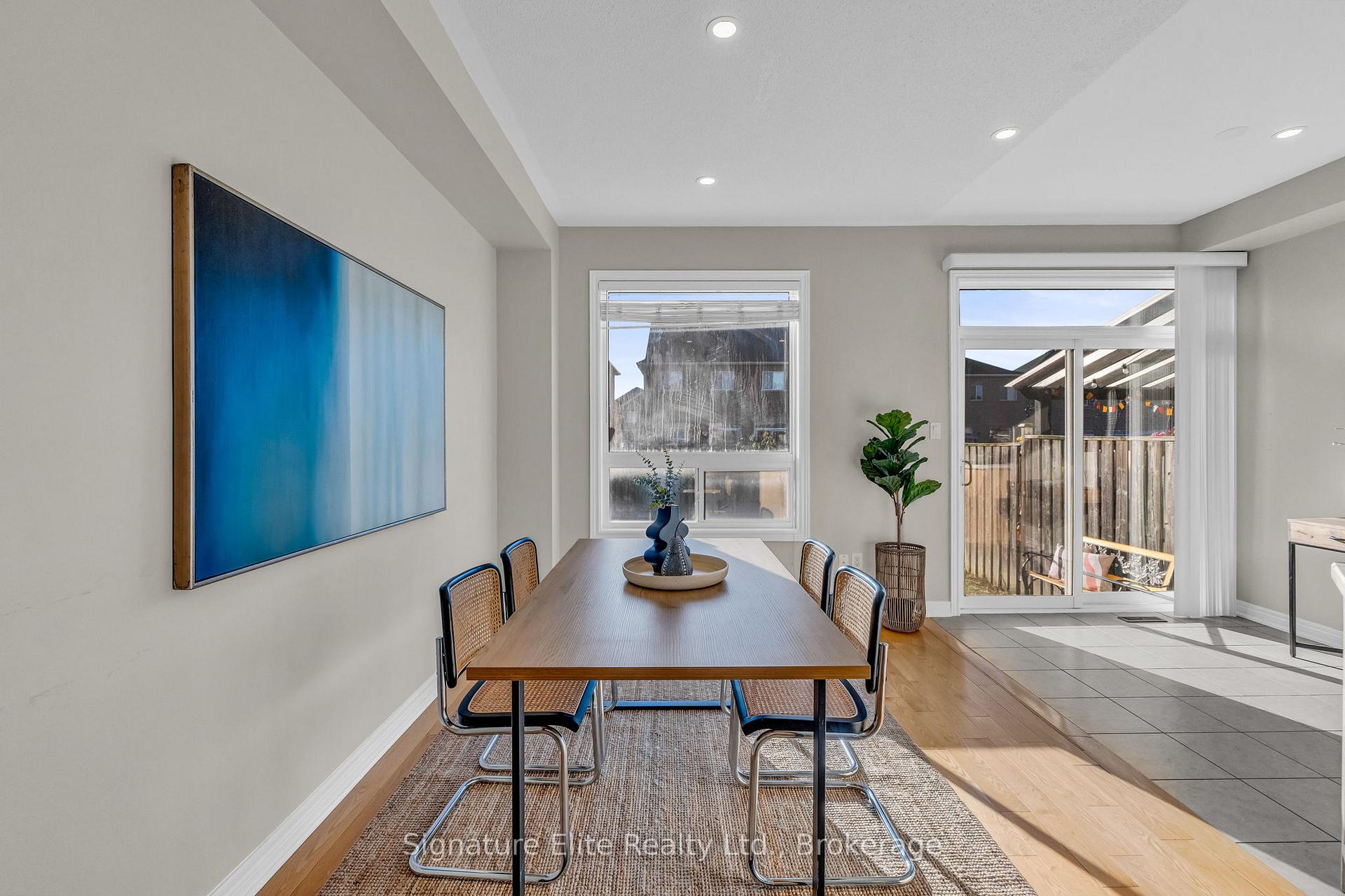 Photo 9 of 124 Rocky Point Crescent, Brampton, Madoc — HOMEH