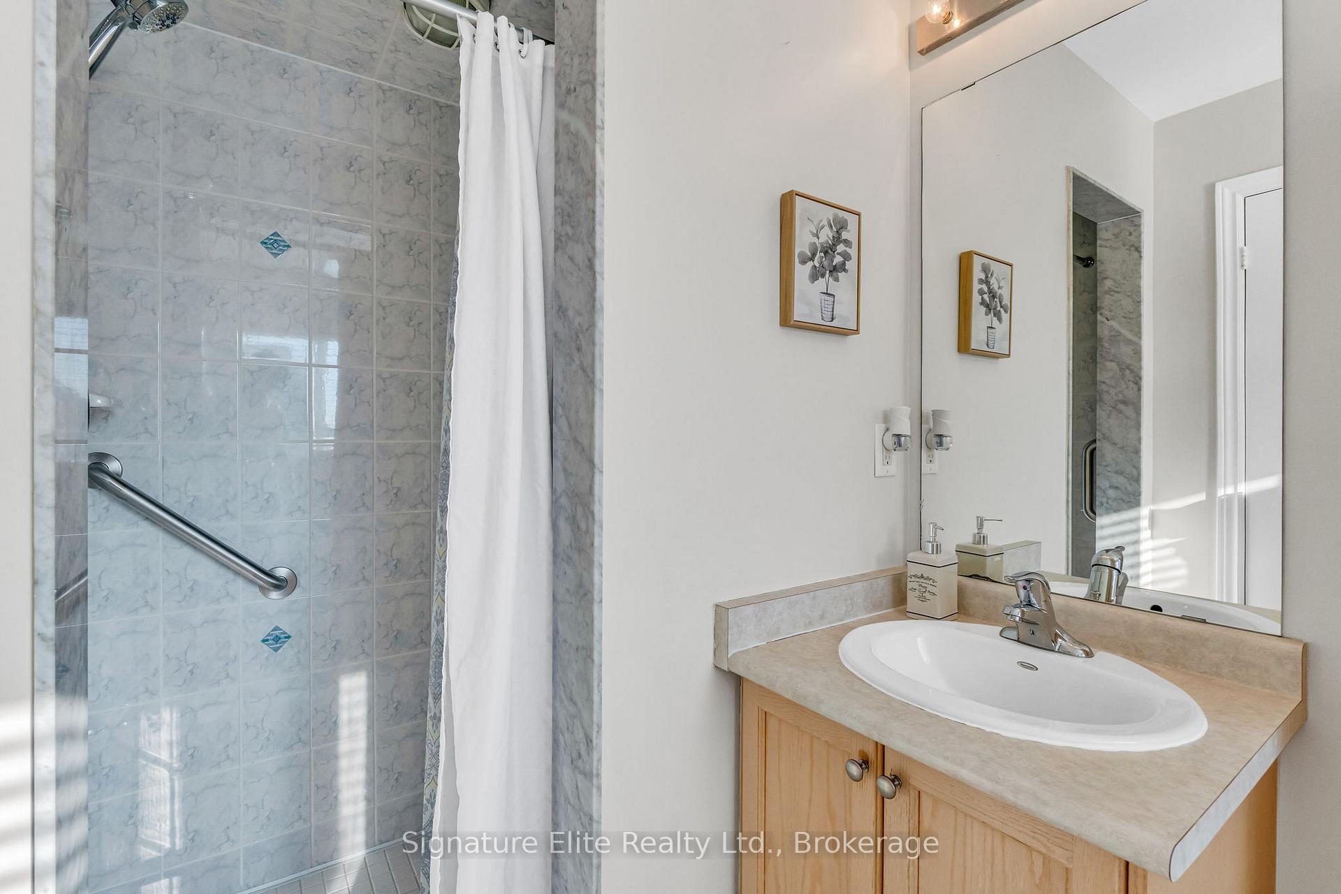 Photo 28 of 124 Rocky Point Crescent, Brampton, Madoc — HOMEH